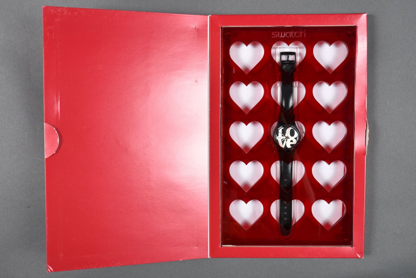 Null Montre Swatch réf GB218, modèle "Enigmatic love" / édition spéciale Saint-V&hellip;