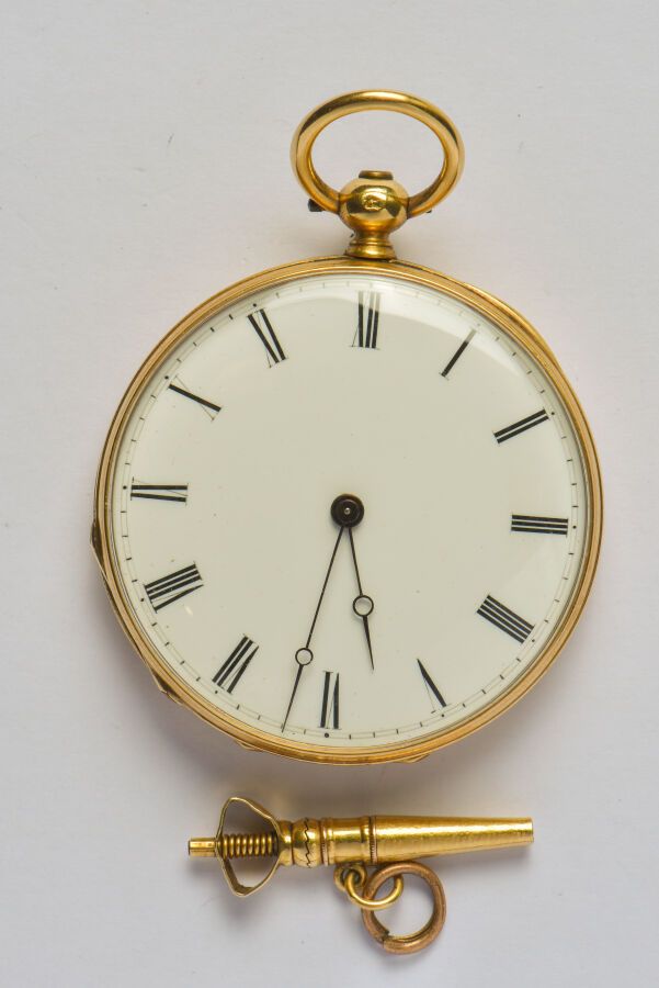 Null Pocket watch in 18K yellow gold (750/oo), round dial with white enamel back&hellip;