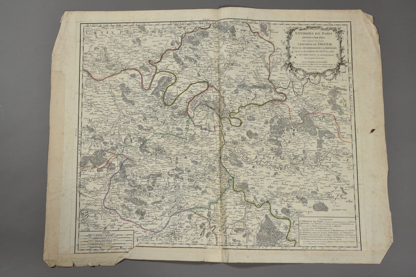 Null 罗伯特-德-沃贡迪
(法国，18世纪)
巴黎周边的地图。1768. 
双对开。 
意外事件(发霉，褶皱等)。