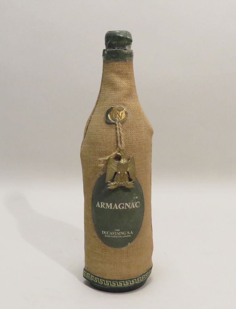 Null Armagnac Napoleon, Ducastaing. 1 bottle.
