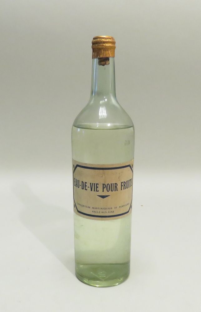 Null Eau-De-Vie pour Fruits. 1 Flacon de 70cl.