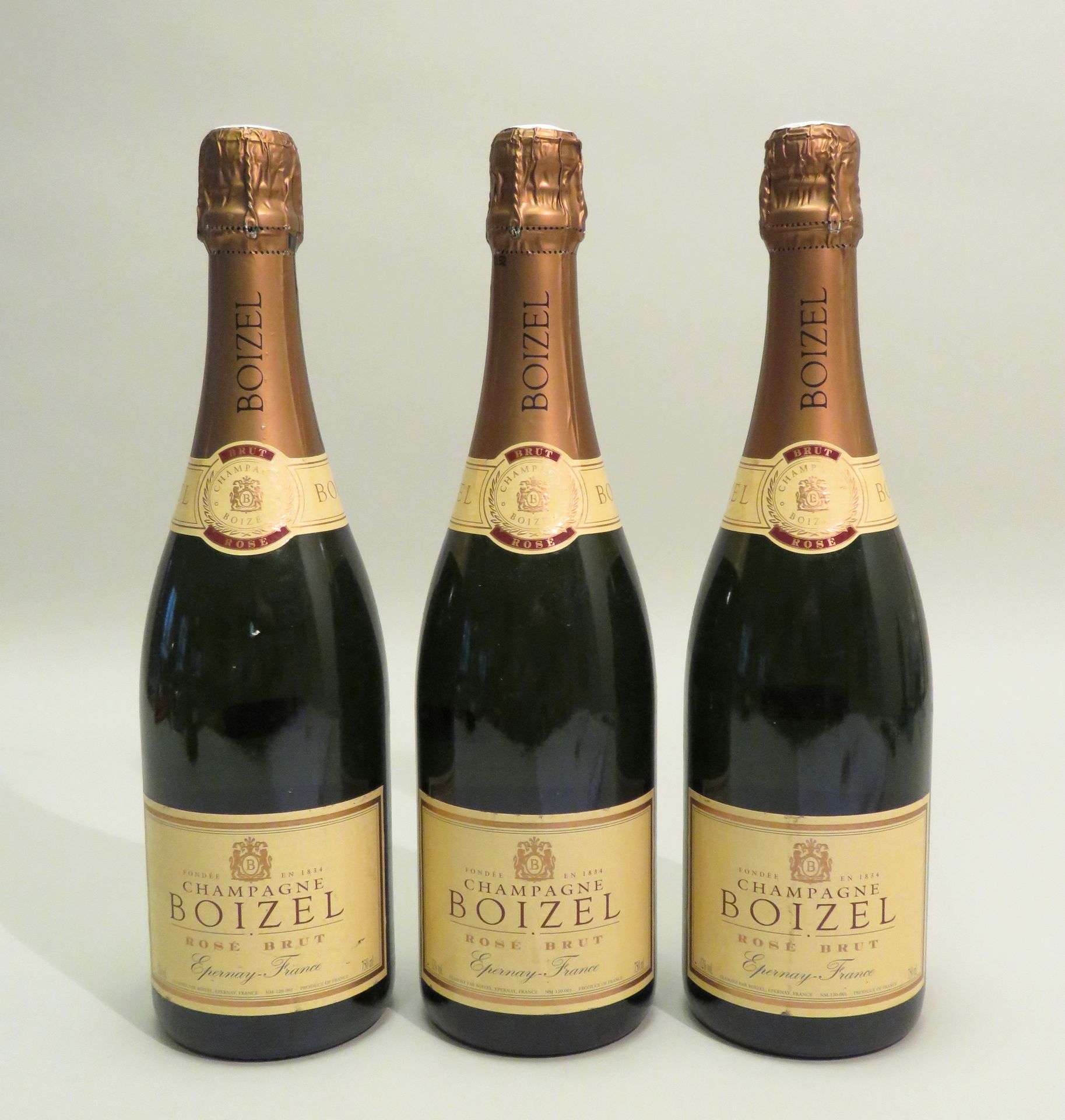 Null Champagner Boizel, Rosé, Brut, ohne Jahrgang. 3 BTLS.