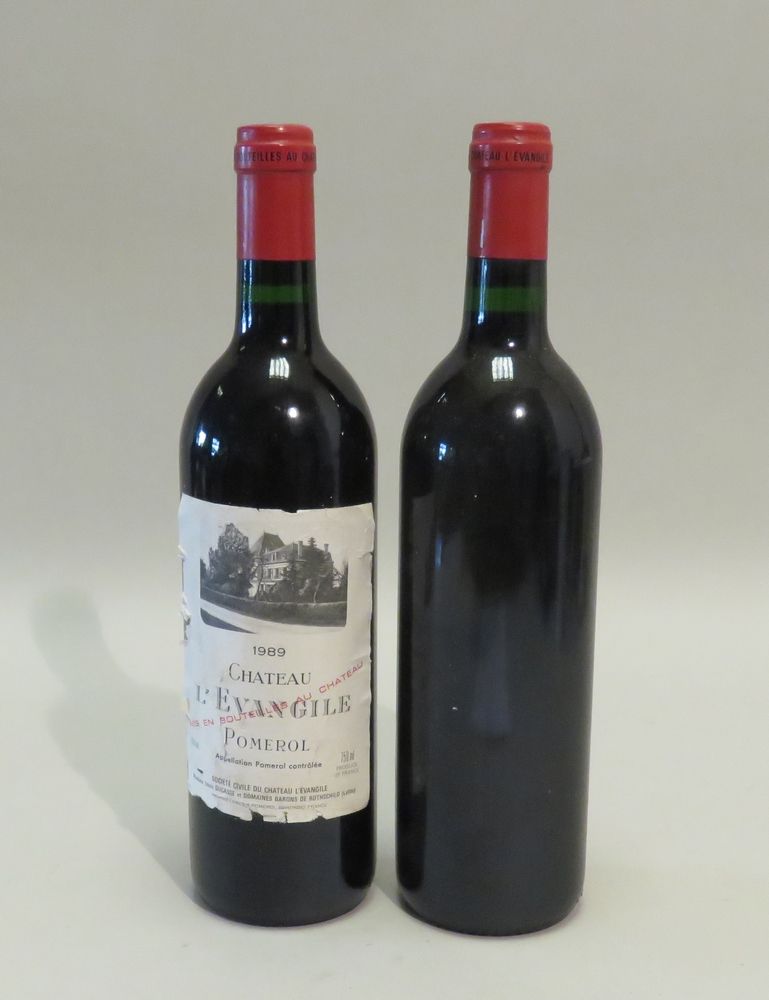 Null Château L'Evangile, Pomerol, millésime 1989. 2 BTLS (Niv. Bon ; 1 étiq. Man&hellip;