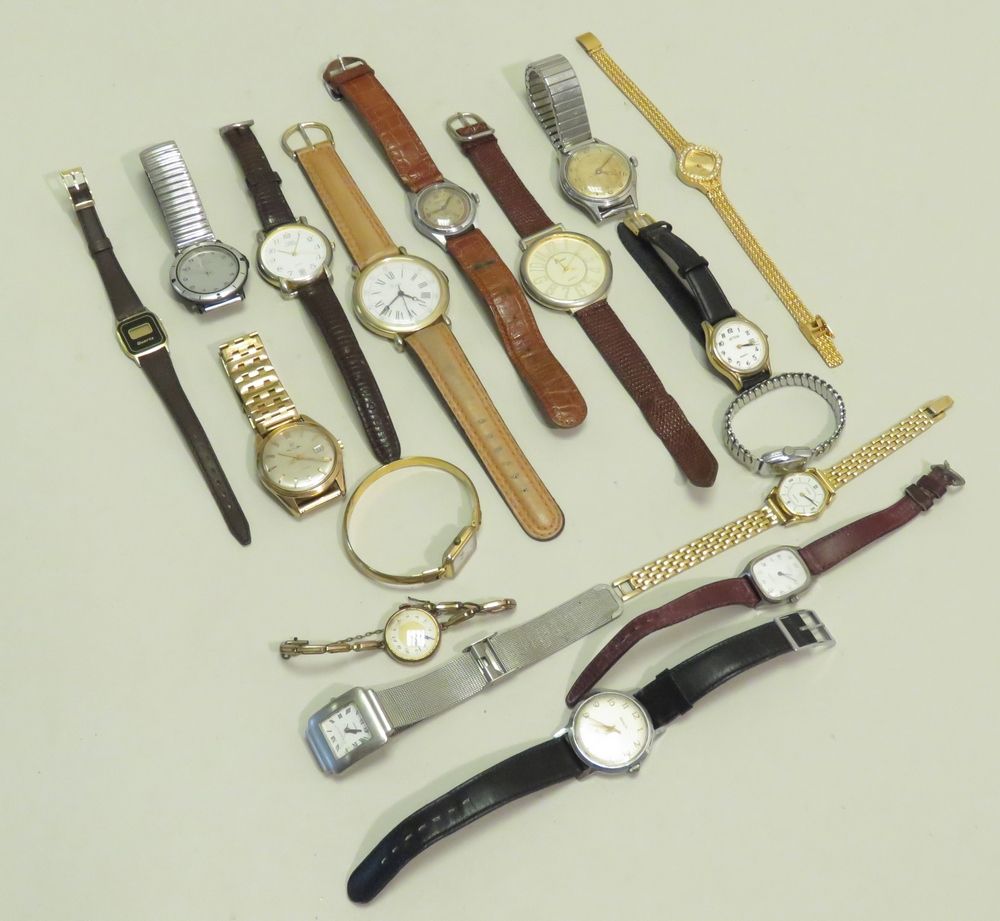 Null Bon lot de dix-sept montres bracelets (mouvements à remontages mécaniques e&hellip;