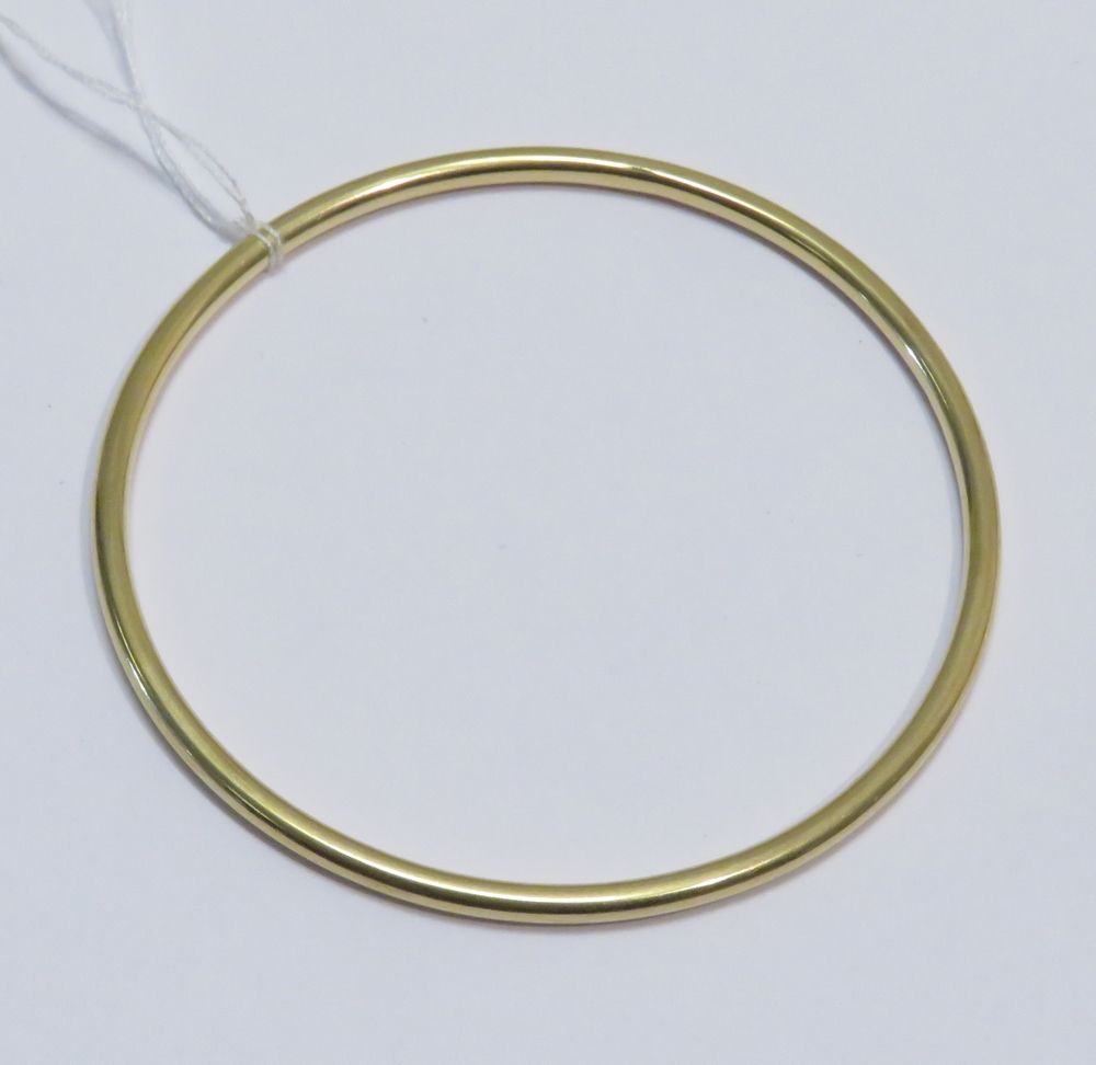 Null Bracelet "jonc" in yellow gold. Net weight : 23g25. Diameter : 7,5 cm.