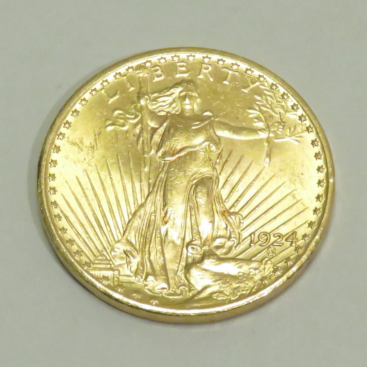 Null Moneta d'oro da 20 dollari "Liberty-Saint-Gaudens" del 1924, Incisore: Augu&hellip;