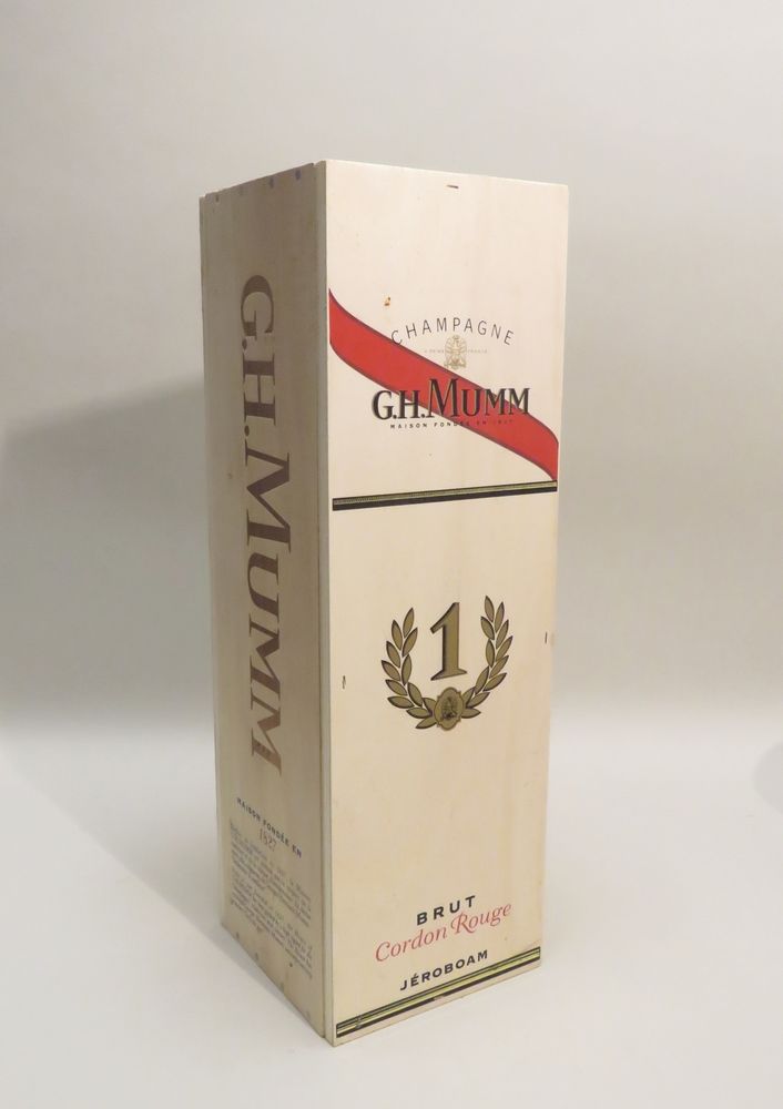 Null G.H.Mumm, 1er Cru, Cordon Rouge, Brut, 非年份香槟。1 Jeroboam (3L) in CBO.