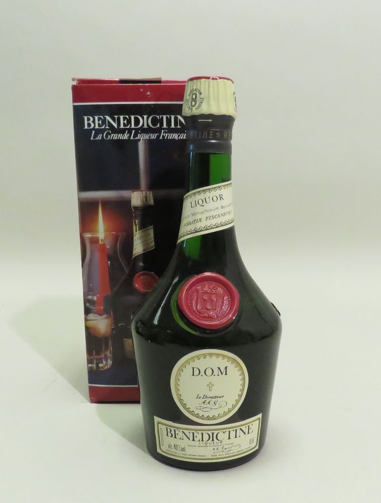 Null Likör Benéddectine, D.O.M. . 1 Flasche von 50 cl in einer Kartonschachtel.