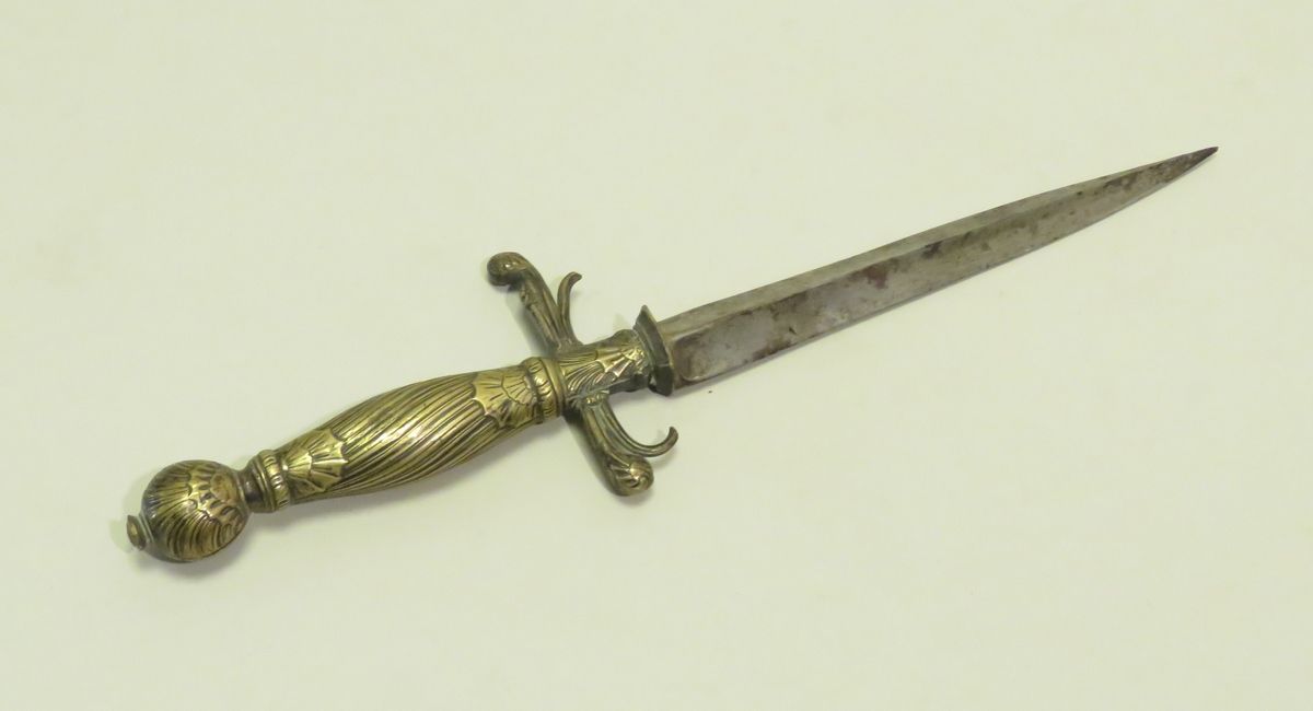 Null Petite dague ou poignard pour la décoration, poignée et garde en bronze, la&hellip;