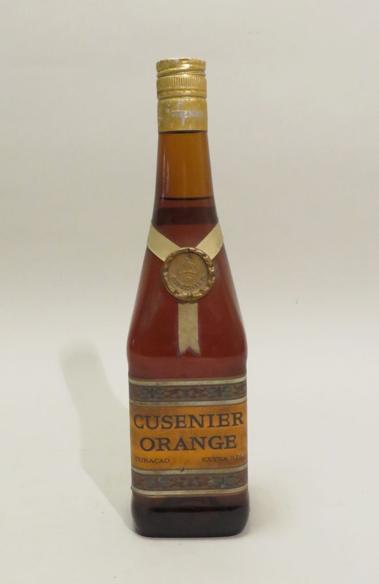 Null Cusenier Orange, Curaçao Extra Dry. 1 Bottle of 70cl