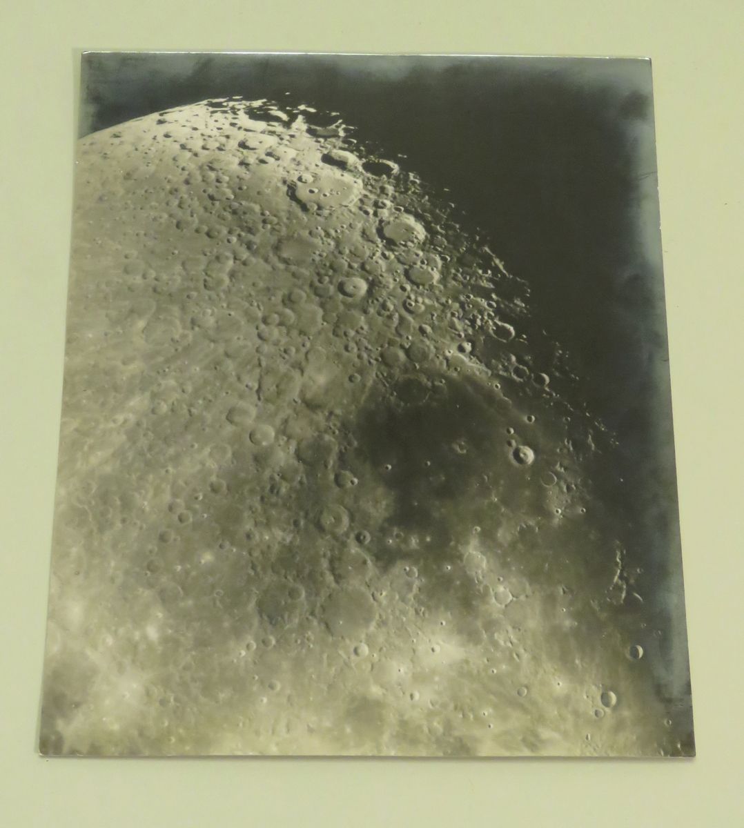 Null 月球的一部分的景象。原始的古董银版画。24.2 x 30厘米（无框）。