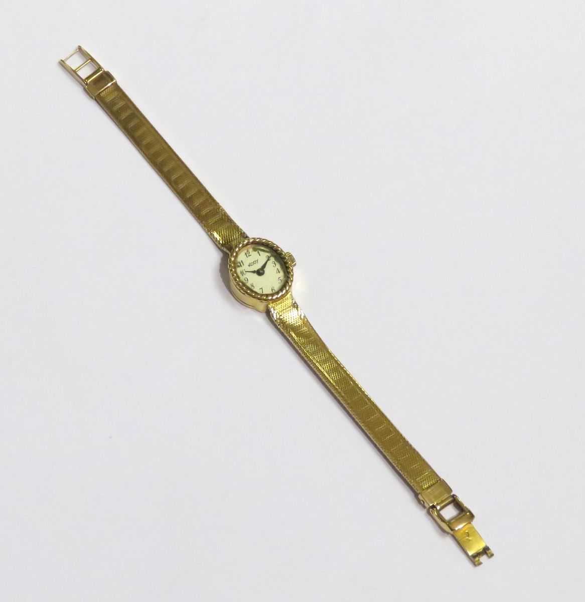 Null KODY. Montre bracelet pour dame en or jaune (18K). Le bracelet (d'origine) &hellip;