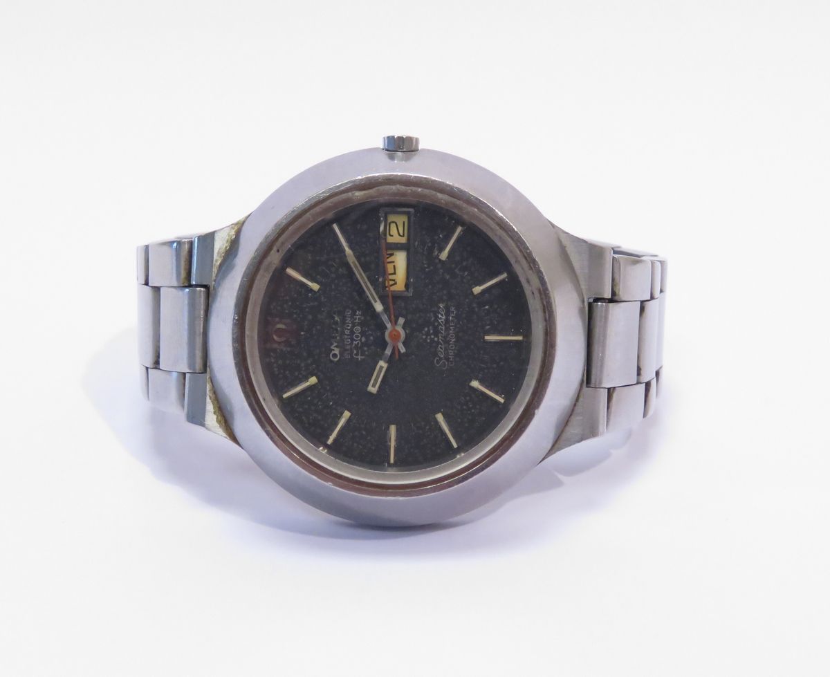 Null OMEGA. Men's wristwatch model "Seamaster, F300 Hz", in steel. Dial with blu&hellip;