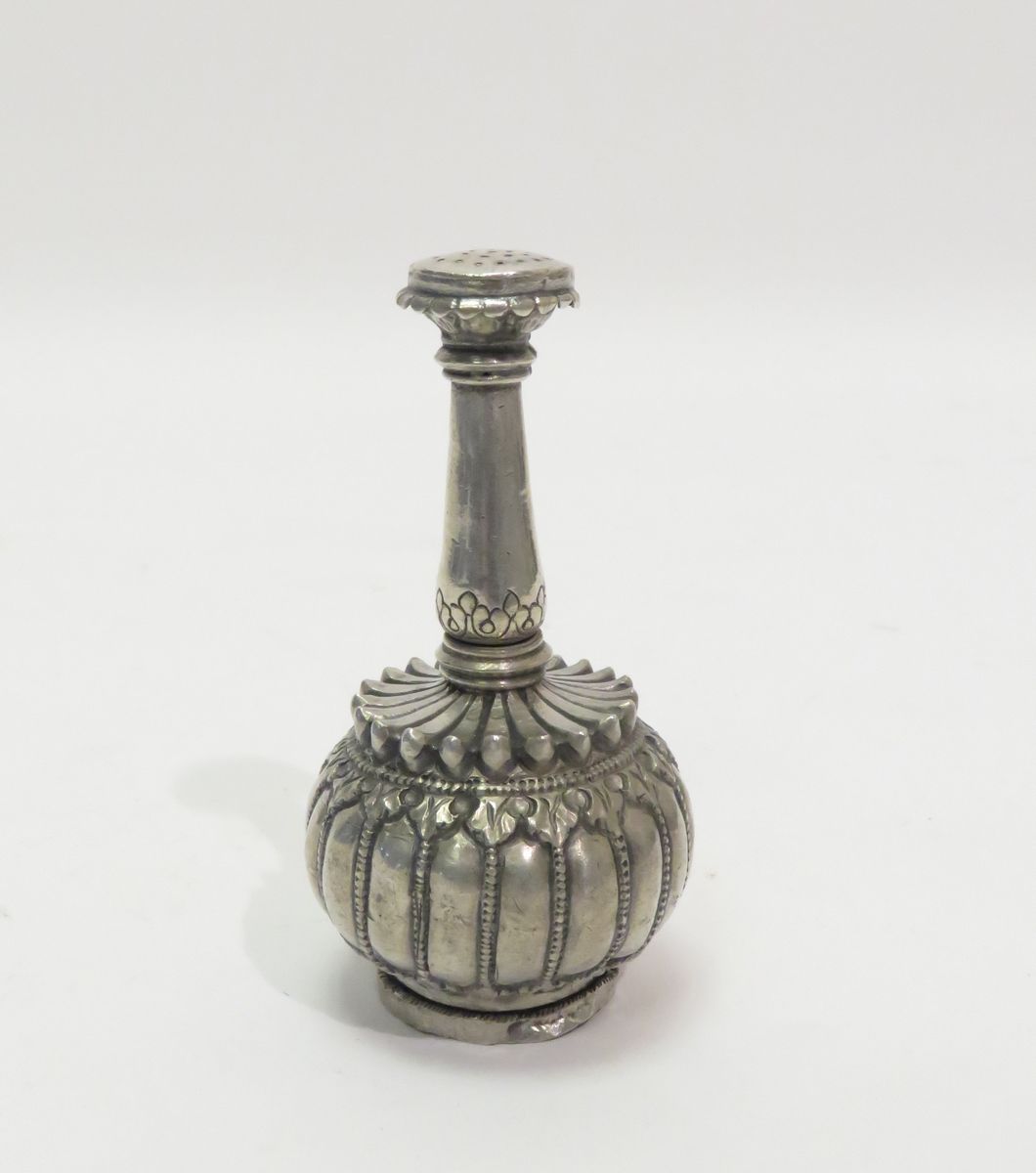 Null Burette/Flask, silver (title unknown), for sprinkling (chili pepper?). Weig&hellip;