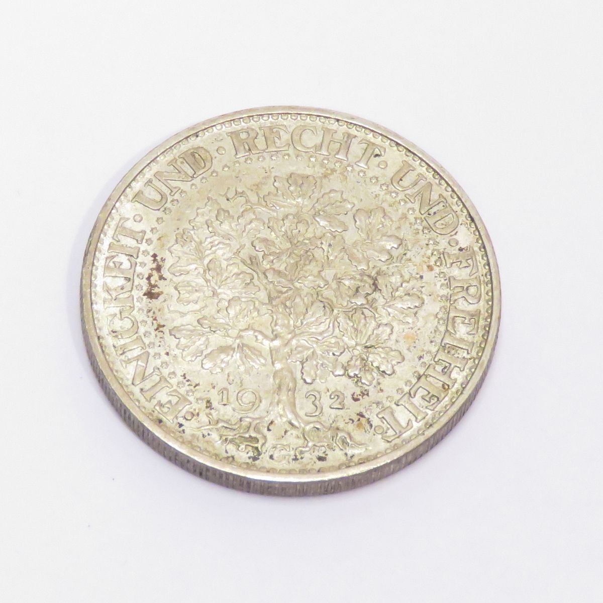 Null 5-Mark-Silbermünze "REPUBLIK WEIMAR", datiert 1932. Gewicht: 25g. Durchmess&hellip;