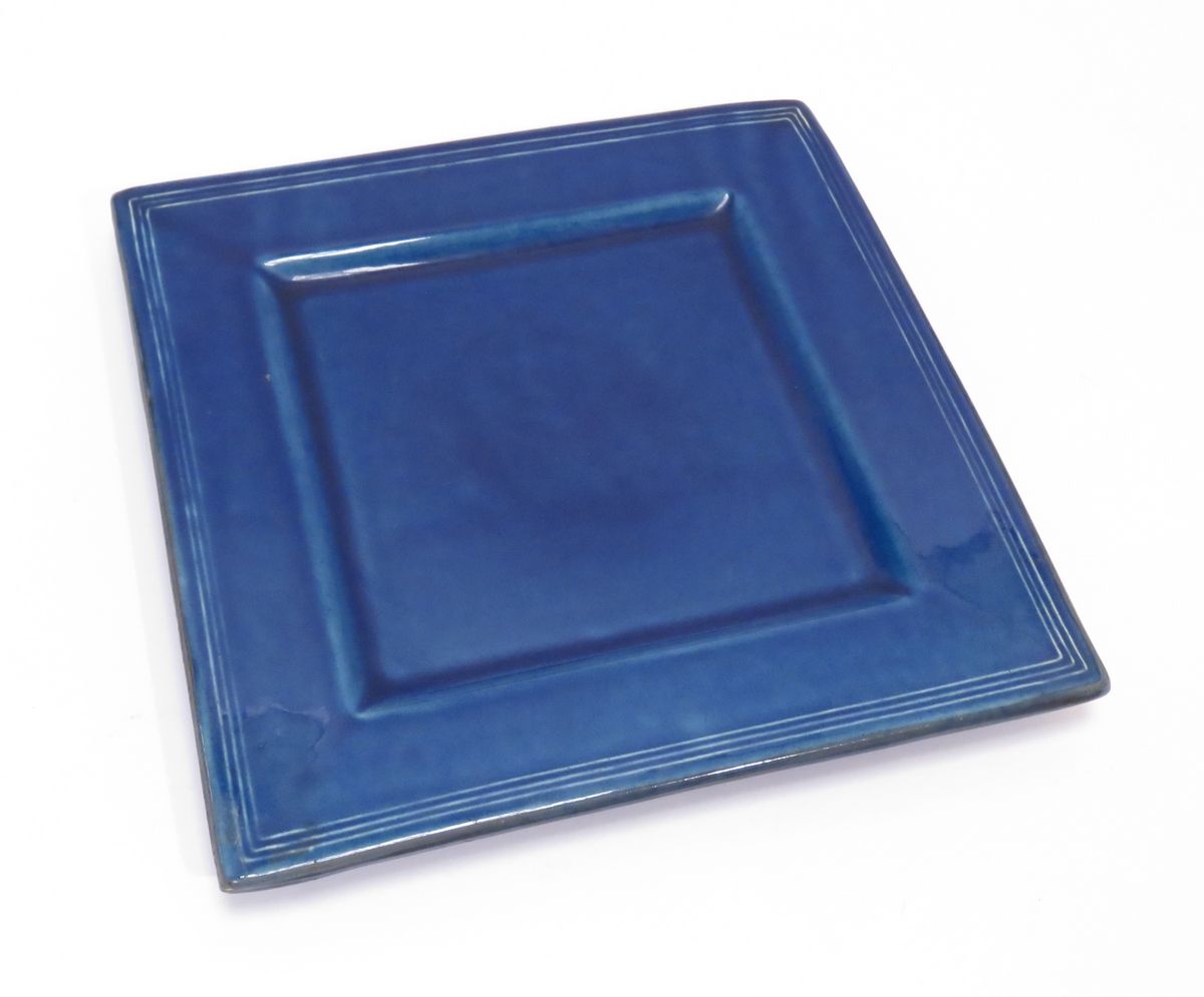 Null DIEULEFIT. Ciotola quadrata in ceramica smaltata in monocromia blu, con mar&hellip;