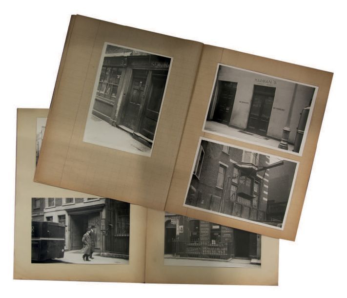 ALEXANDRE TRAUNER (1906-1993) Repérage, boutiques de Londres, 1936
Deux cahiers &hellip;