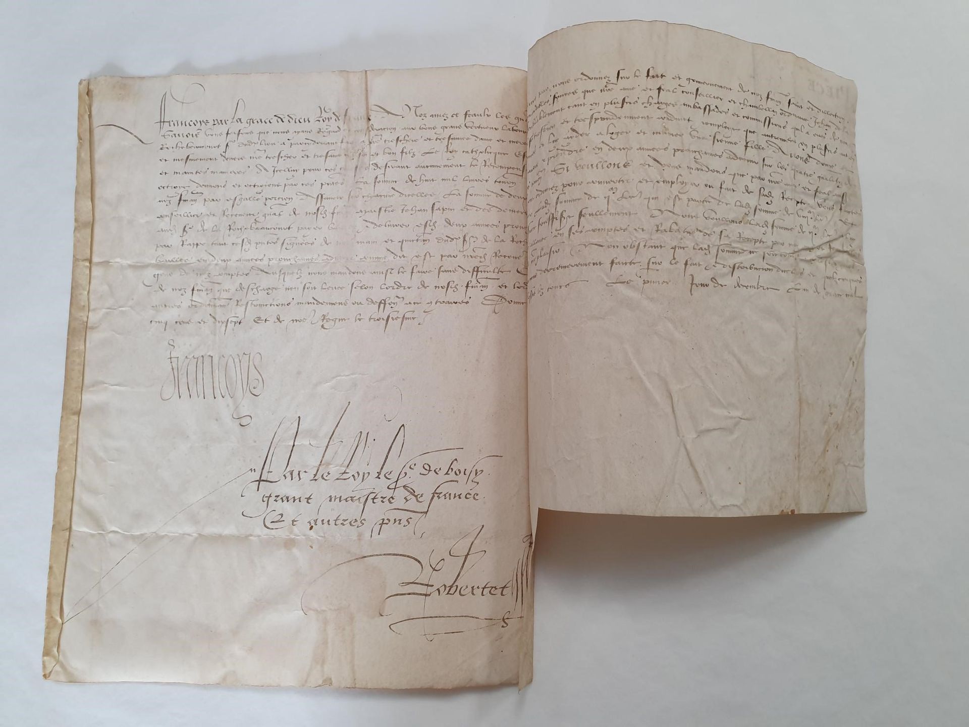 FRANÇOIS Ier Roi de France (1494-1547). 1517年12月1日，给普莱西-莱图尔总参议员的签名信（秘书），1页45×30厘&hellip;