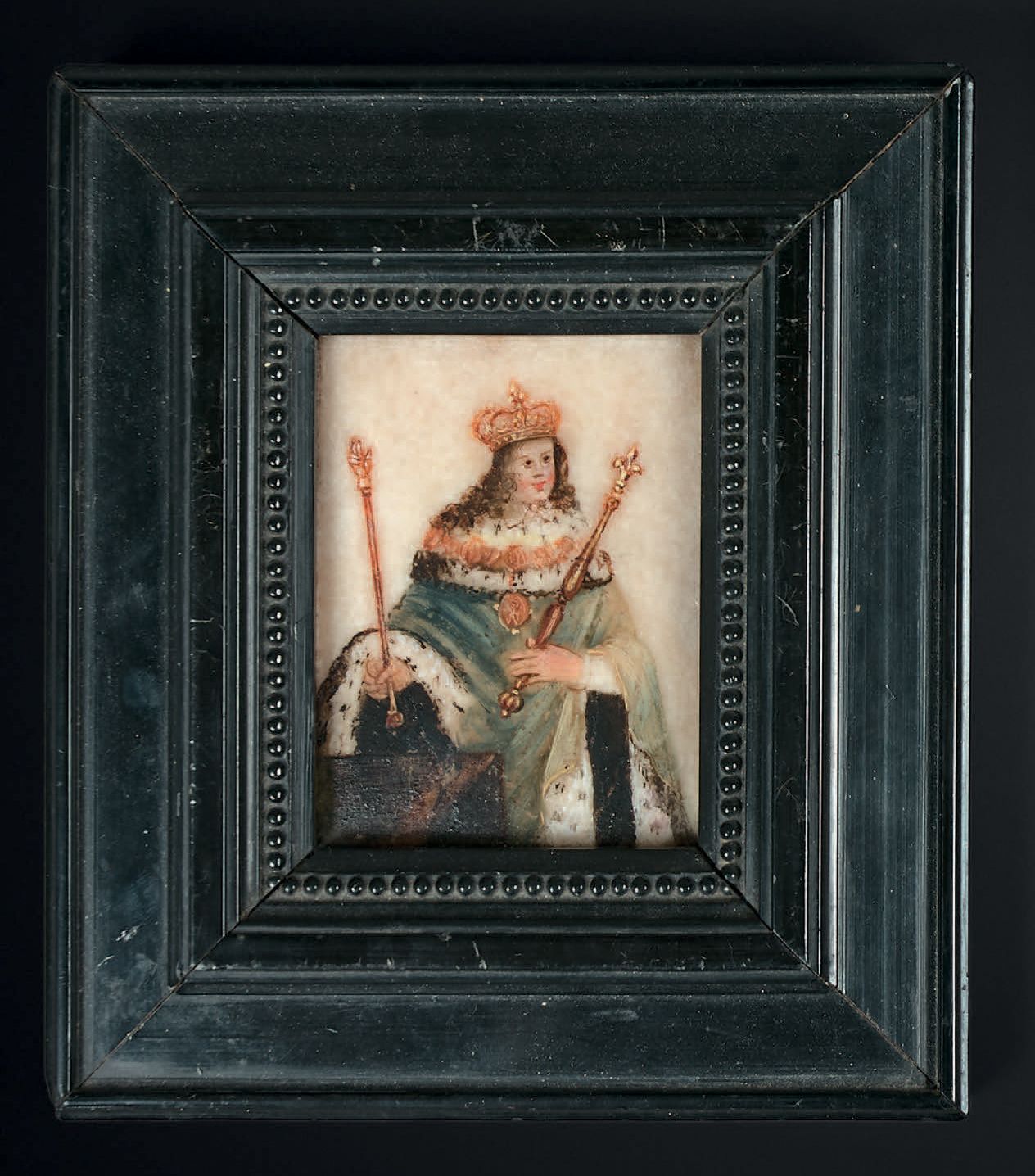 TRAVAIL FRANÇAIS VERS 1650 穿着加冕服的年轻国王路易十四的肖像
大理石上的微型画
高8.5厘米-宽6.2厘米