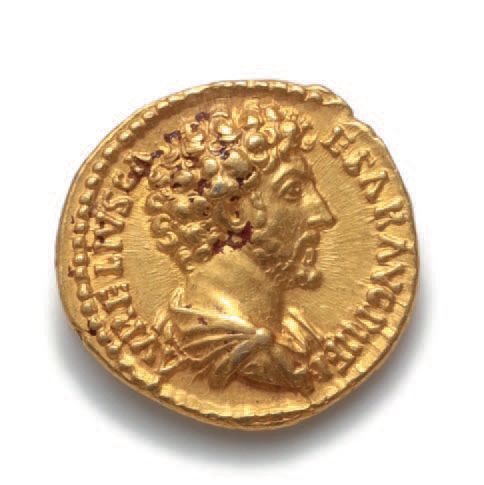 Null MARC AURELUS（161-180），凯撒（139-161）
Aureus。罗马（154-155）。7,22 g.
他的头裸露在右边。
R/ 罗&hellip;