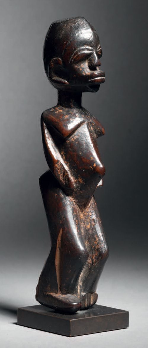 Null Statue, Lobi, Burkina Faso
Holz
H. 14,5 cm
Lobi-Figur, Burkina Faso
H. 5 5/&hellip;