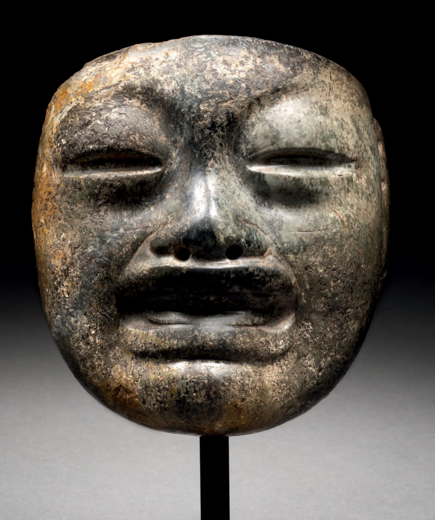 Null ANTHROPOMORPHE MASK 奥尔梅克文化，La Laguna (Xochipala)，格雷罗州，墨西哥
中古时代，公元前900-400年。&hellip;