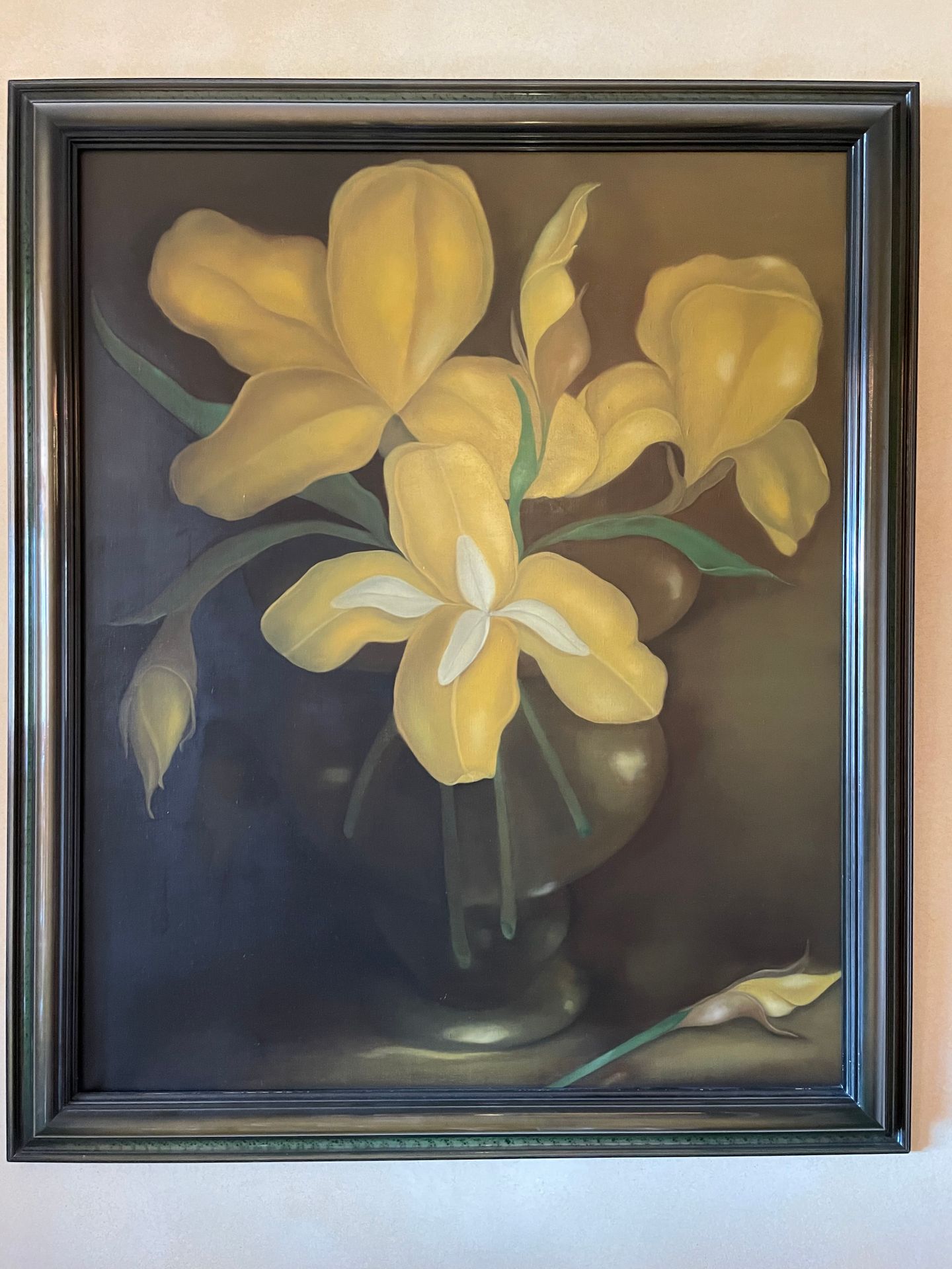 Ecole Moderne Vases d'iris jaunes
Huile sur toile
108x88 cm.