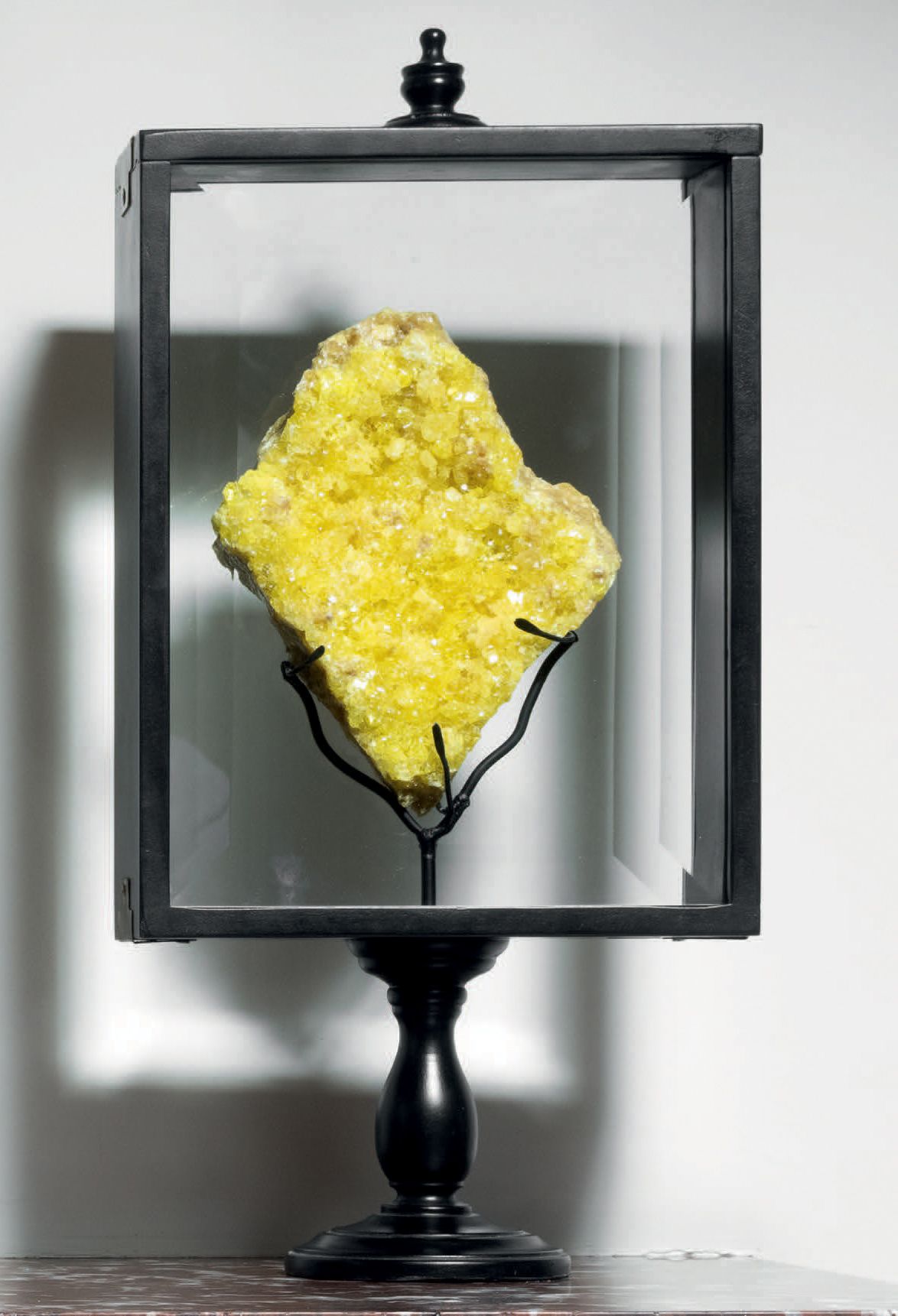 Null SCHWEFEL AUS EL DESIERTO
Bolivien
H. 46 cm - L. 22 cm
Eingeborener kristall&hellip;