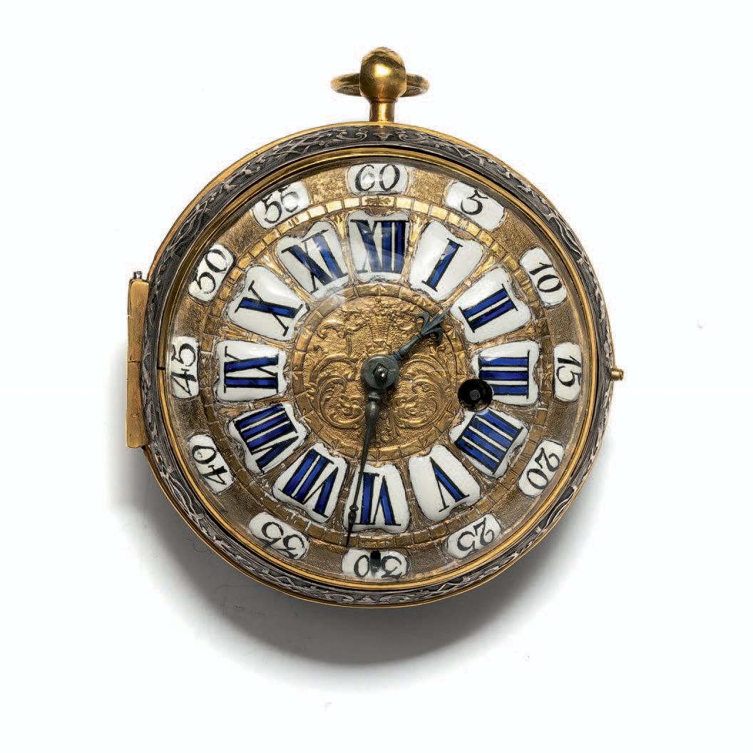 DUNANT à Paris, Début du XVIIIe siècle Onion watch in gilded and silvered metal.&hellip;