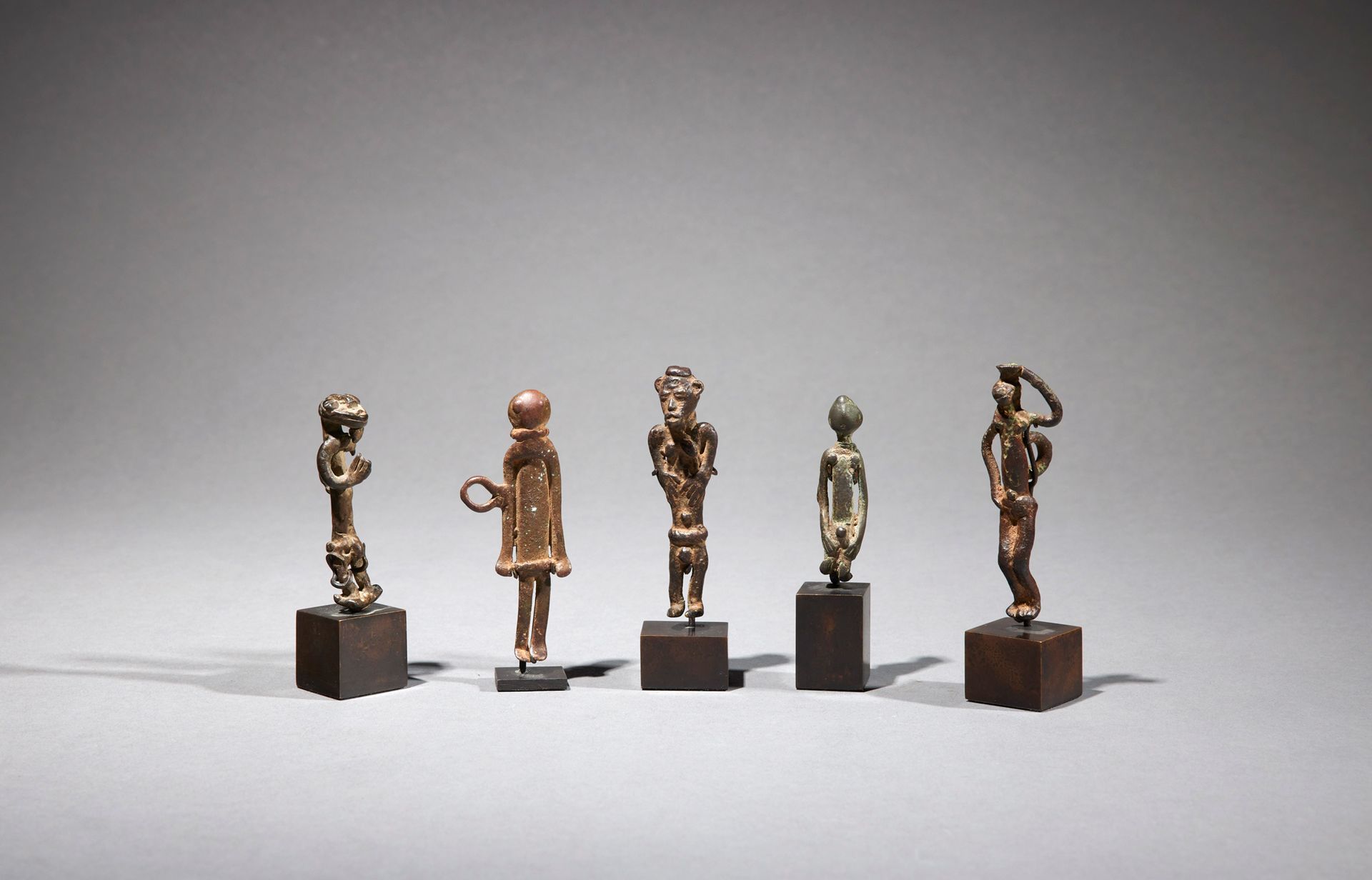 Null Five Lobi and Senufo pendants

Ivory Coast/Burkina Faso

Bronze

L. 5,5 to &hellip;