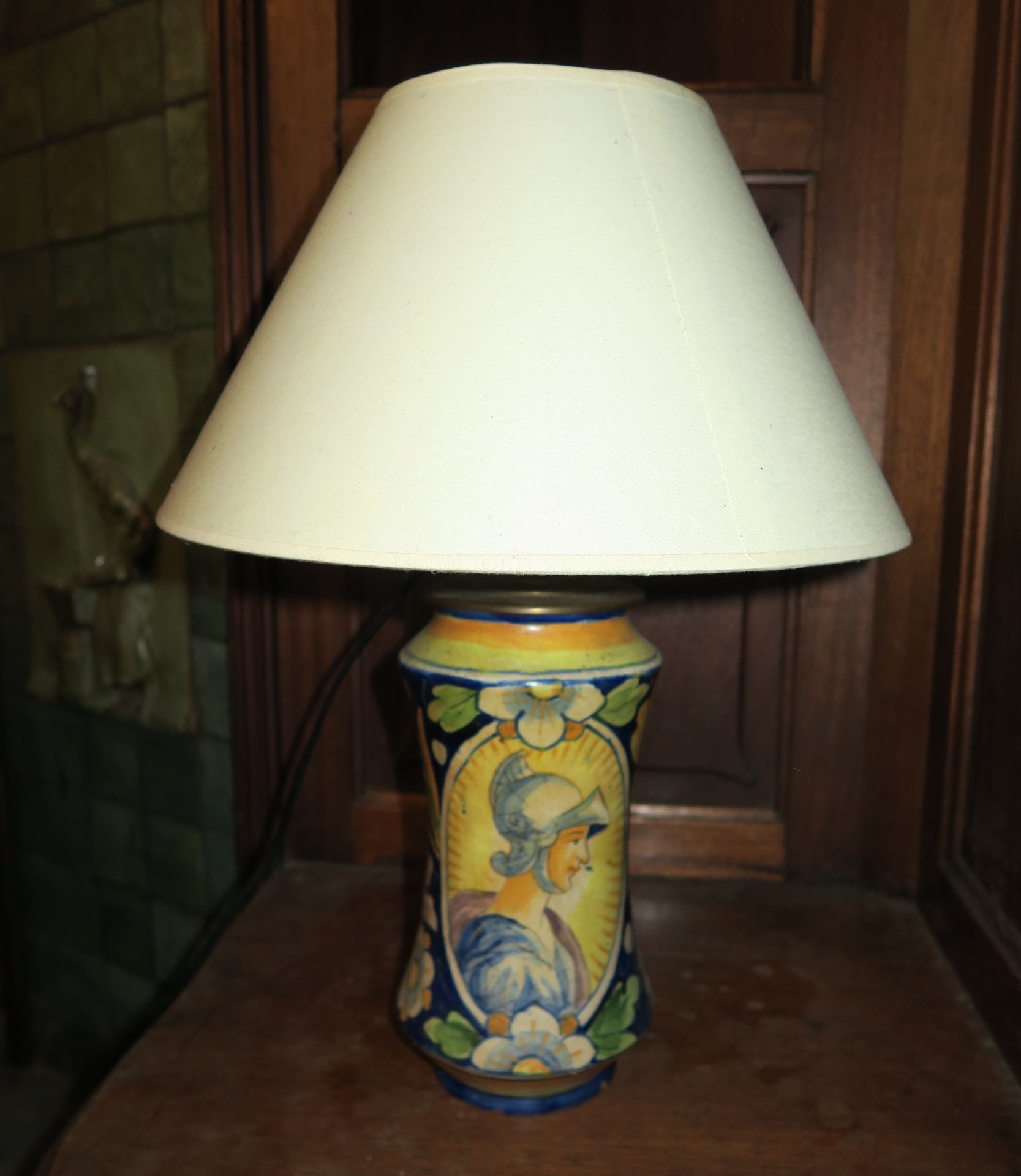 Null Albarello in Italian earthenware, mounted as a lamp (Chips on the base) H. &hellip;