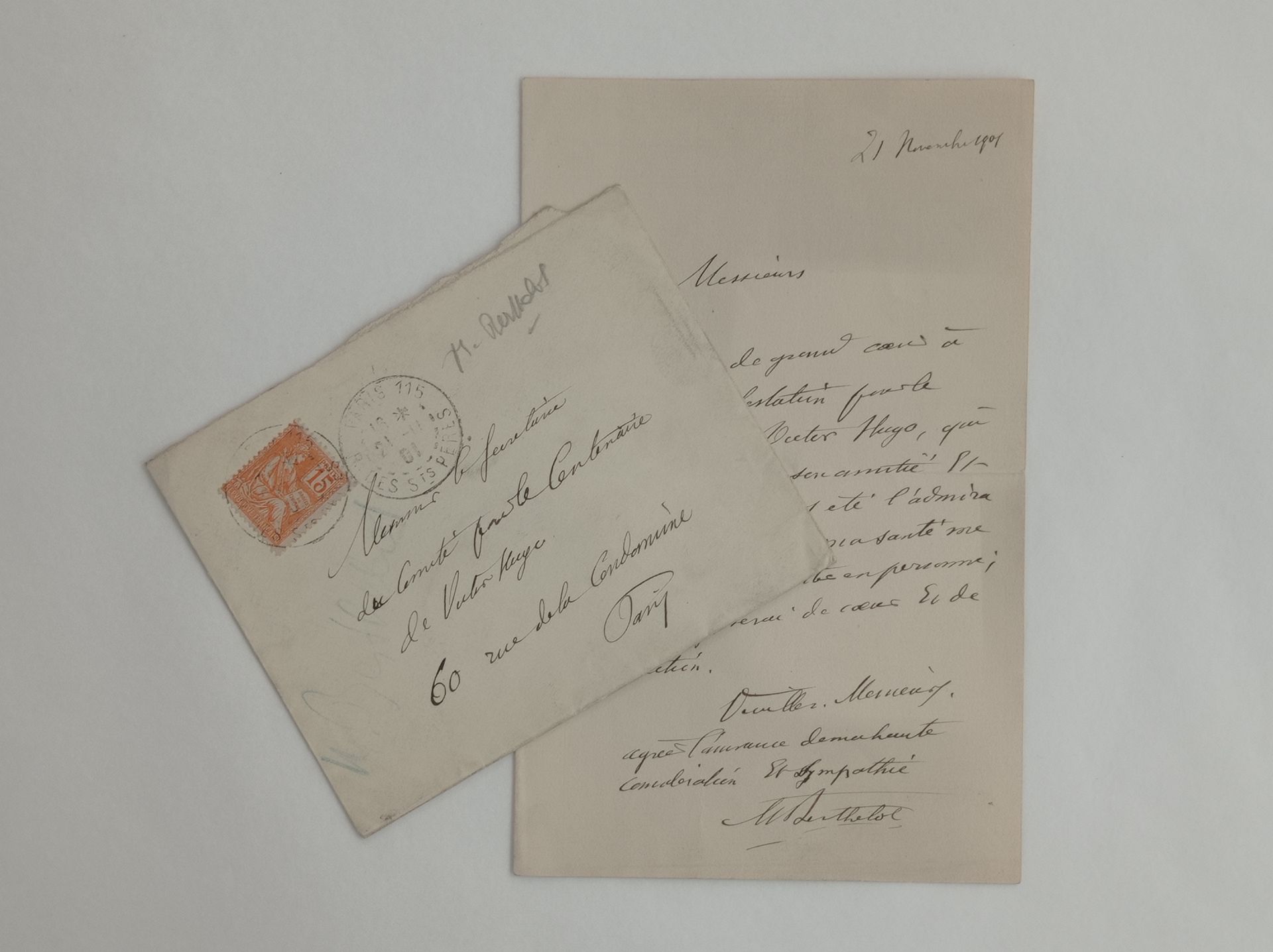 [HUGO Victor]. BERTHELOT Marcellin (1827-1907). Carta autógrafa firmada, (s.L.) &hellip;
