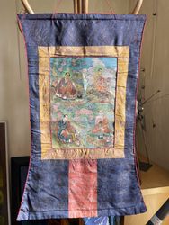 TIBET, XXème siècle Tangkha
Tempera on silk
Representing four characters includi&hellip;