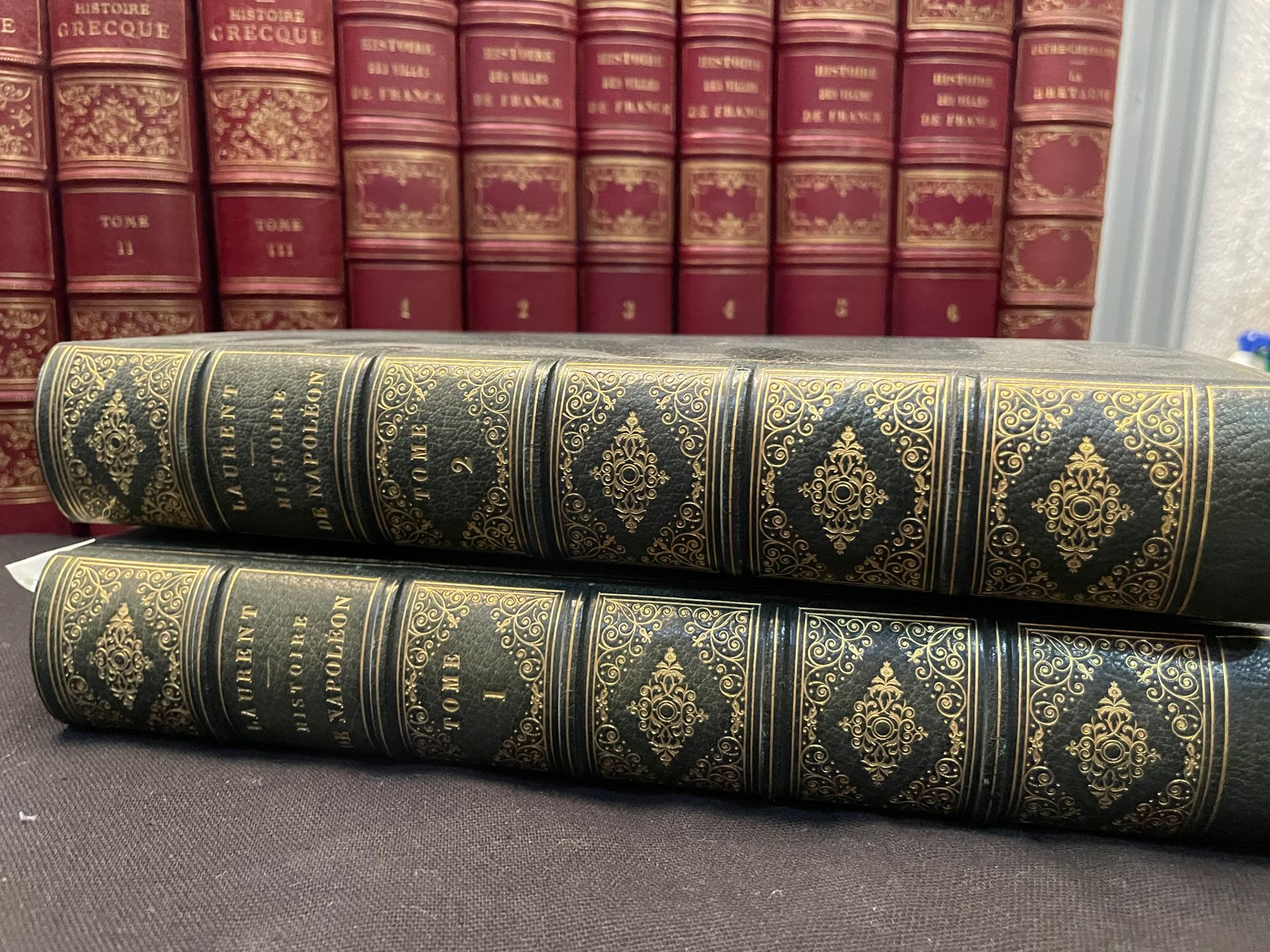 LAURENT DE L'ARDÈCHE Napoleon.
2 volumes (as is)