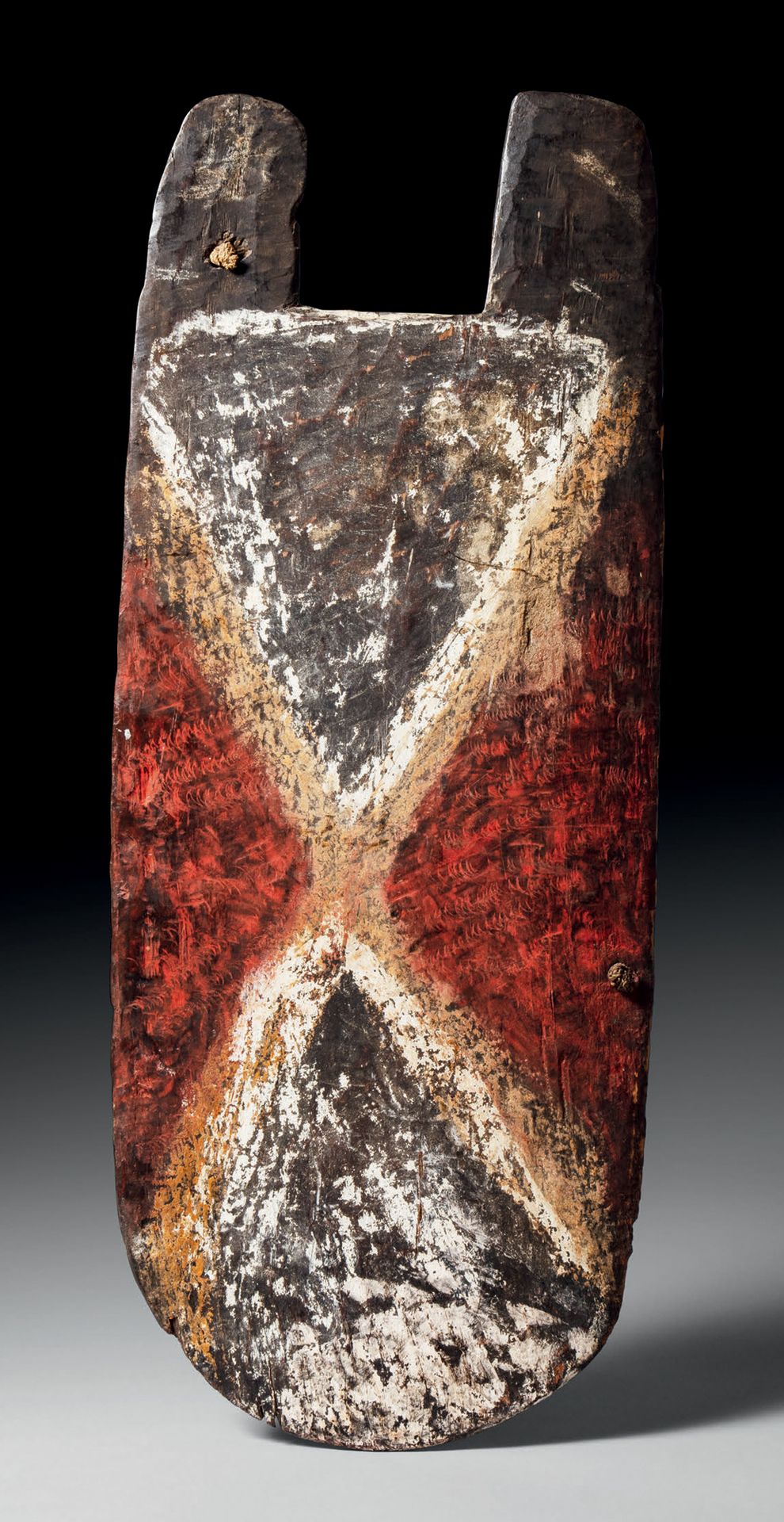 Null 巴布亚新几内亚高地地区MENDI谷地ELAYABORR盾牌
多色木
H.80厘米

出处 :
托德-巴林，（发票编号：B-536）。
伊丽莎白-普莱斯&hellip;