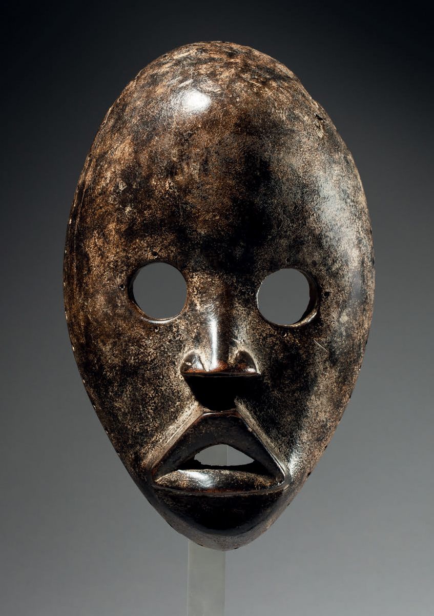 Null MASQUE DAN, CÔTE D'IVOIRE
Bois 
H. 20,5 cm
Masque Dan coureur, représentant&hellip;