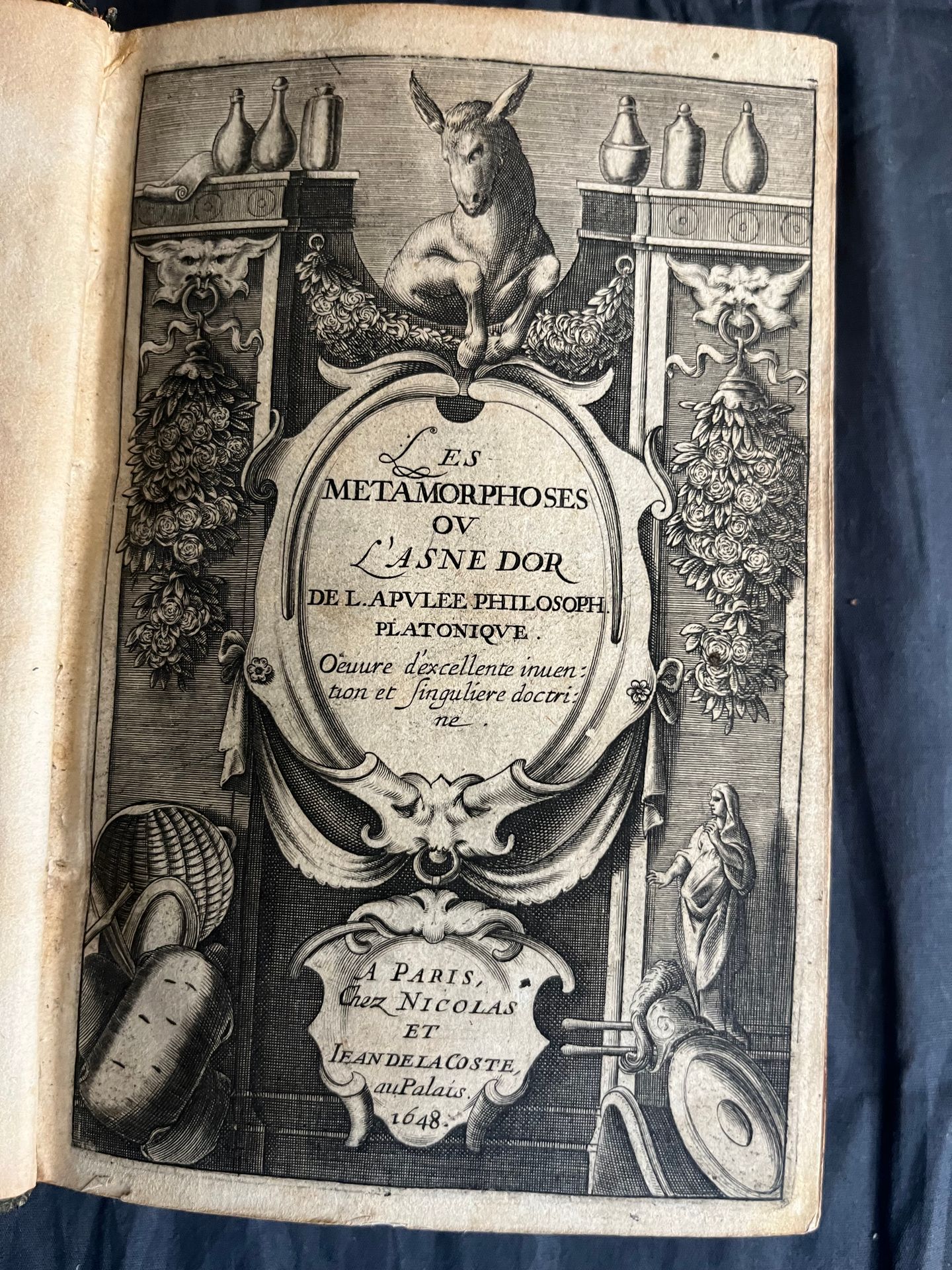 APULÉE. Les Métamorphoses, ou L'Asne d'or.巴黎，Nicolas & Jean de La Coste，1648年。两部&hellip;