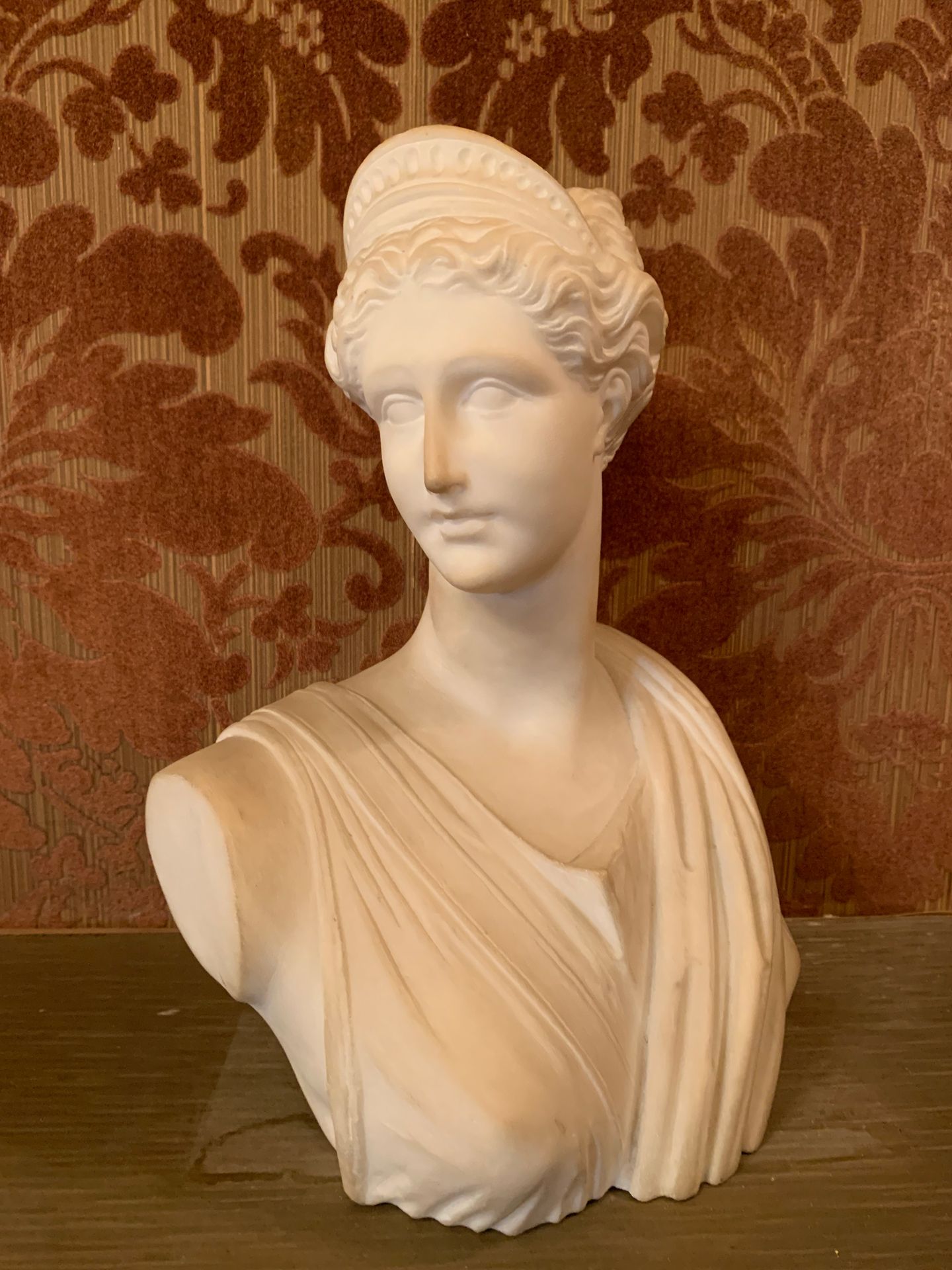 D'après l'Antique Buste en marbre statuaire.
« Portrait de la déesse Artémis ».
&hellip;
