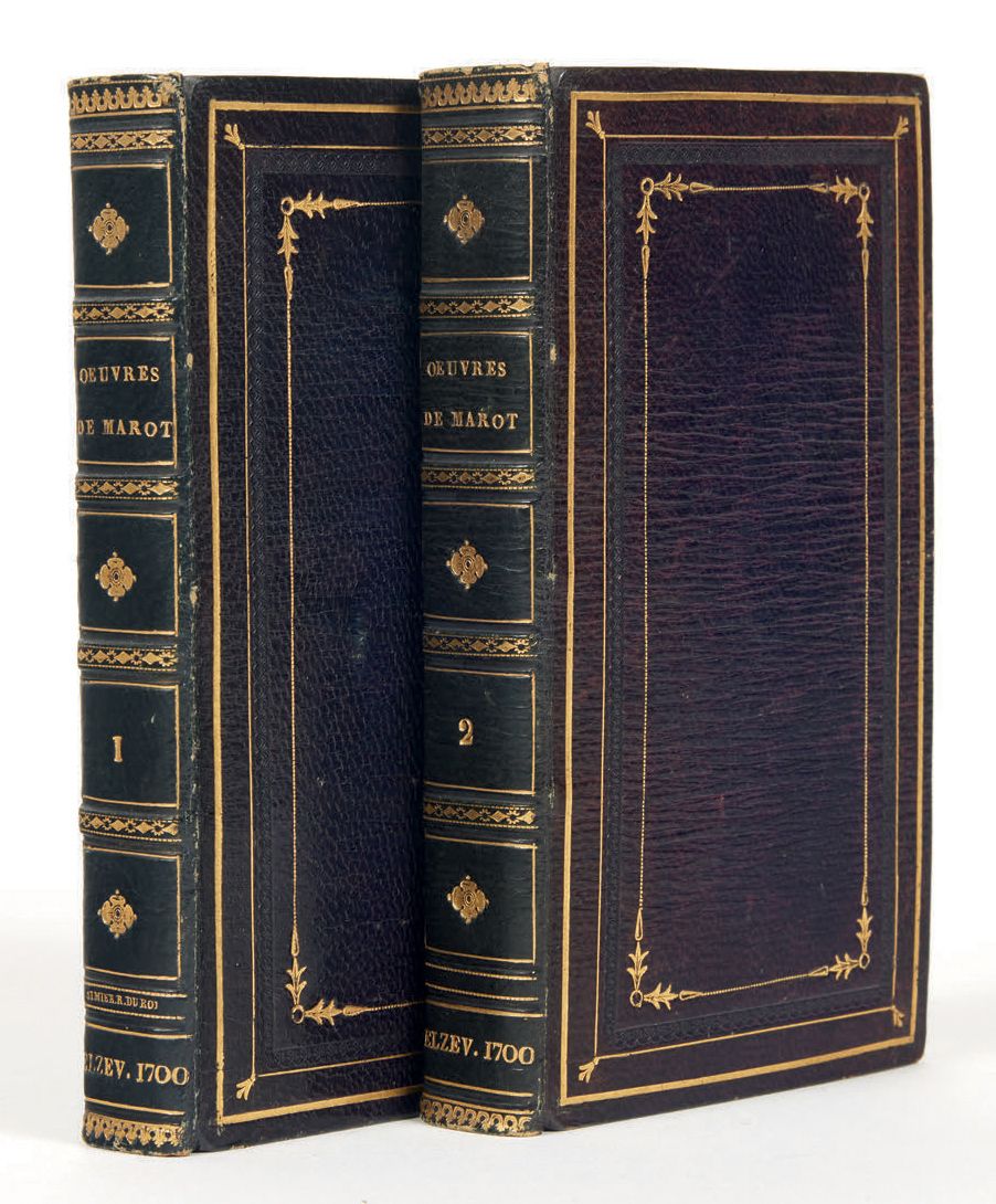 MAROT, Clément 作品。订正和增订
海牙，阿德里安-莫特金斯，1700年
卡米萨德时期的荷兰马罗特。
美丽的SIMIER装订，2卷12开本（130 &hellip;