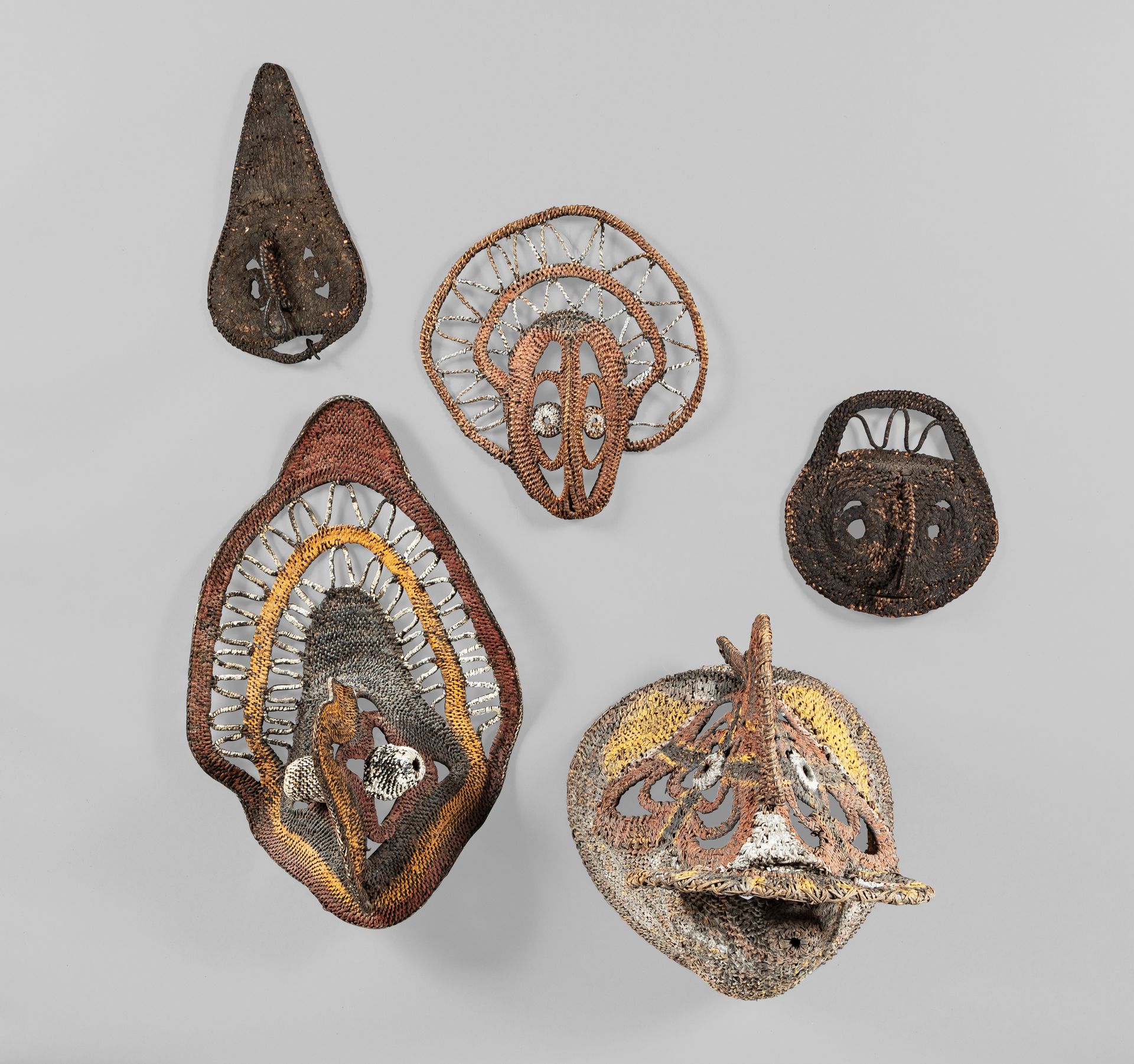 Null Set of five Baba Abelam fiber masks, Papua New Guinea H. 21 to 50 cm