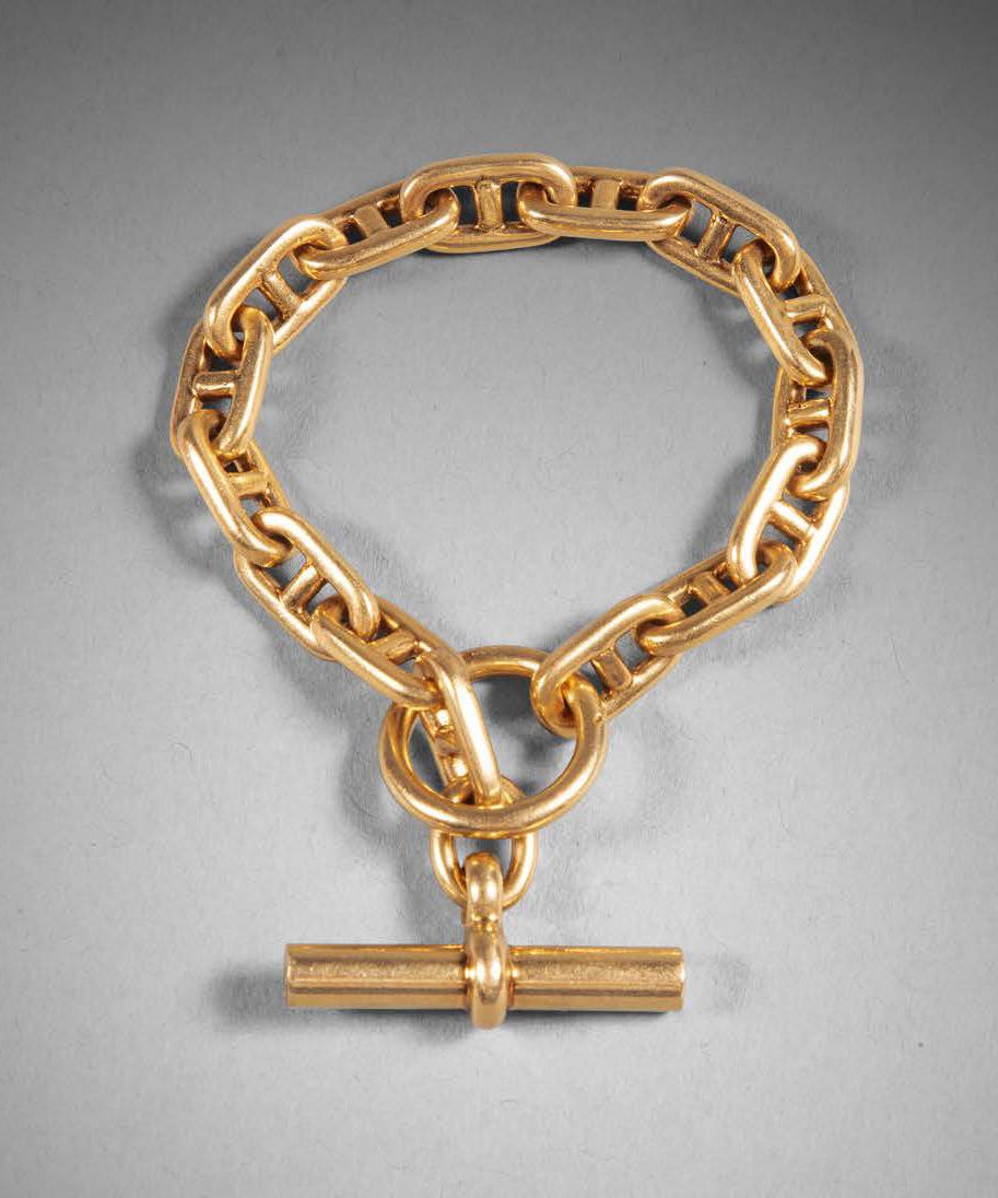 HERMÈS PARIS Maille chaîne d'encre" bracelet in yellow gold 750°/°°.
Signed
L. 2&hellip;