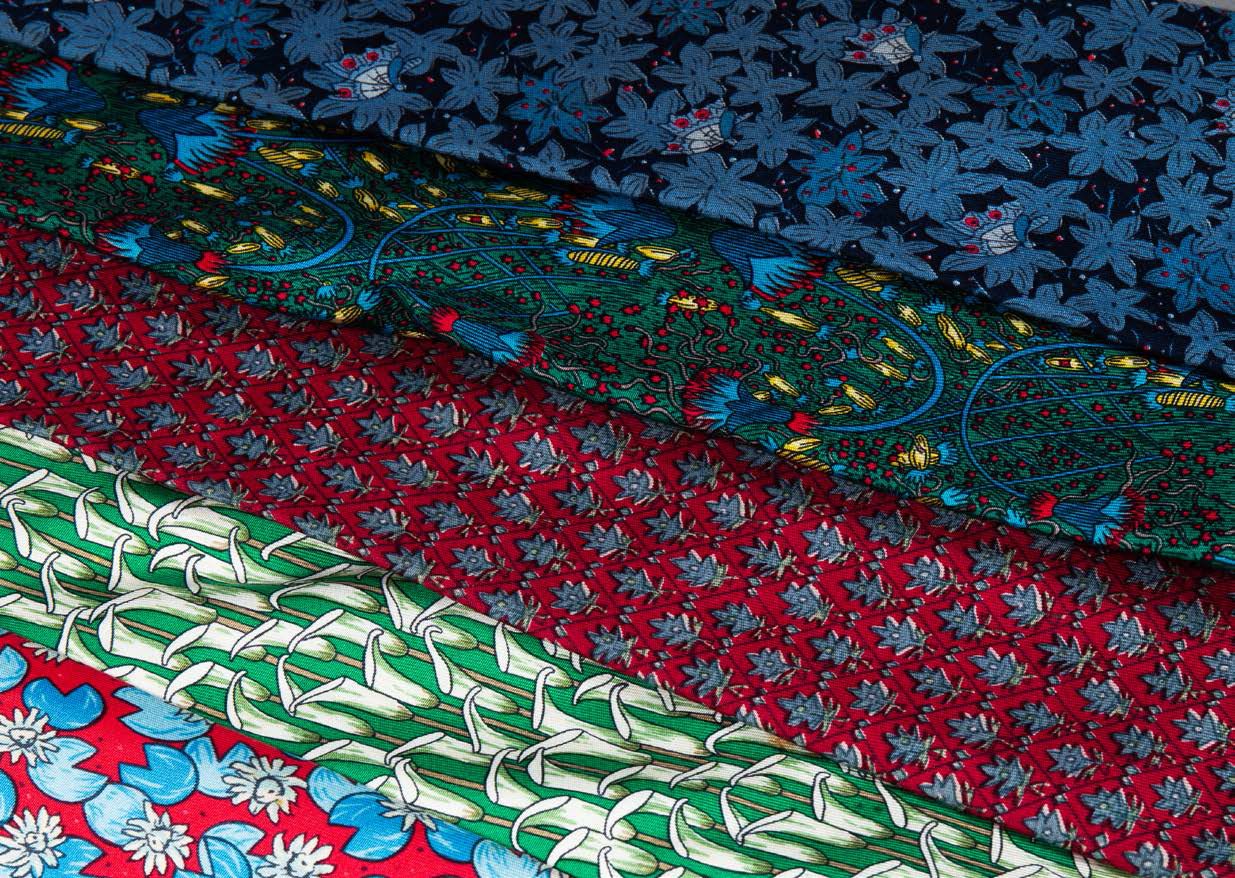 HERMÈS PARIS Set of eleven silk ties 
Various decorations