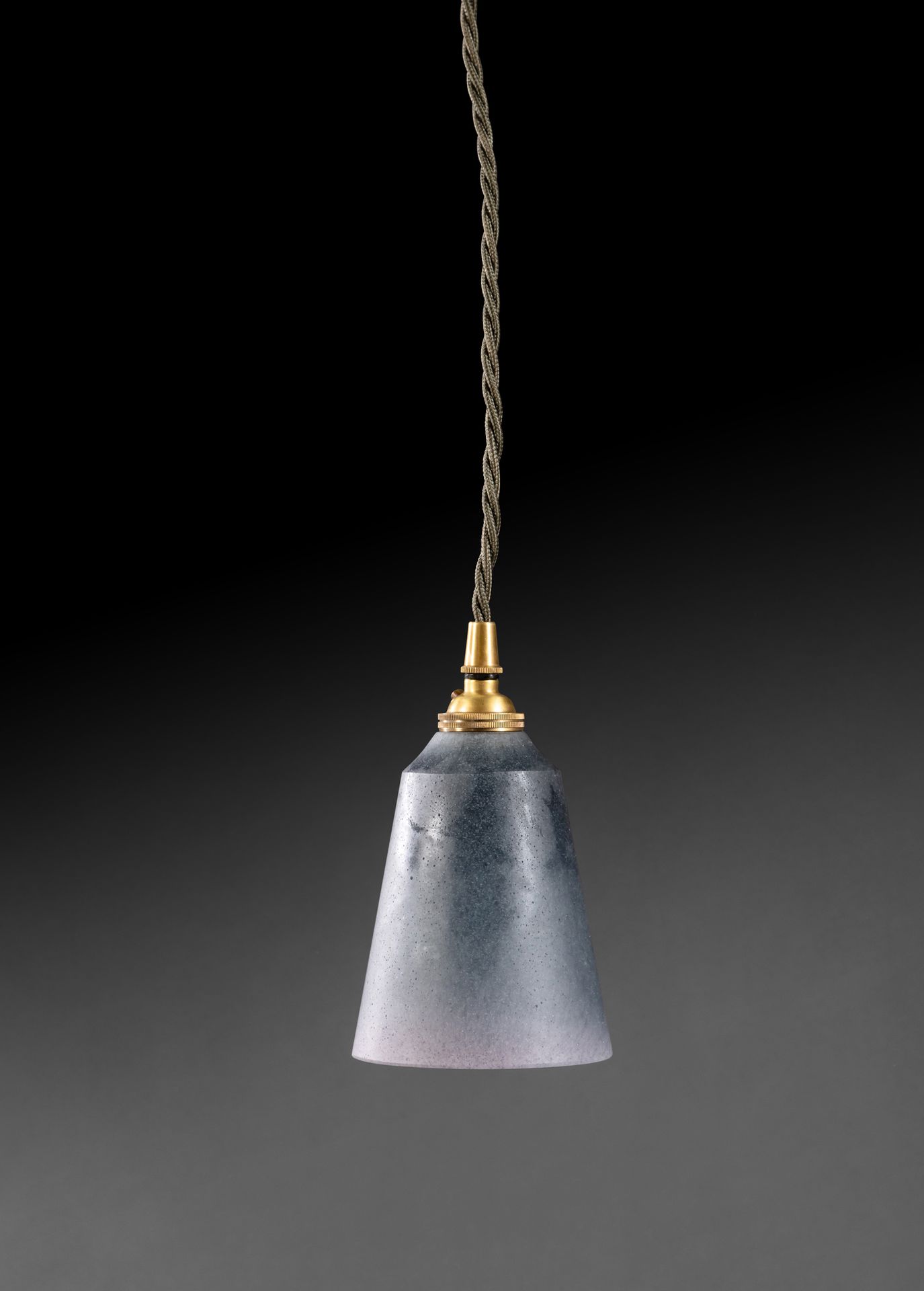 Hiroki HATANA (XXe siècle) 玻璃郁金香灯，2018 年
H.9 厘米 - 19 厘米