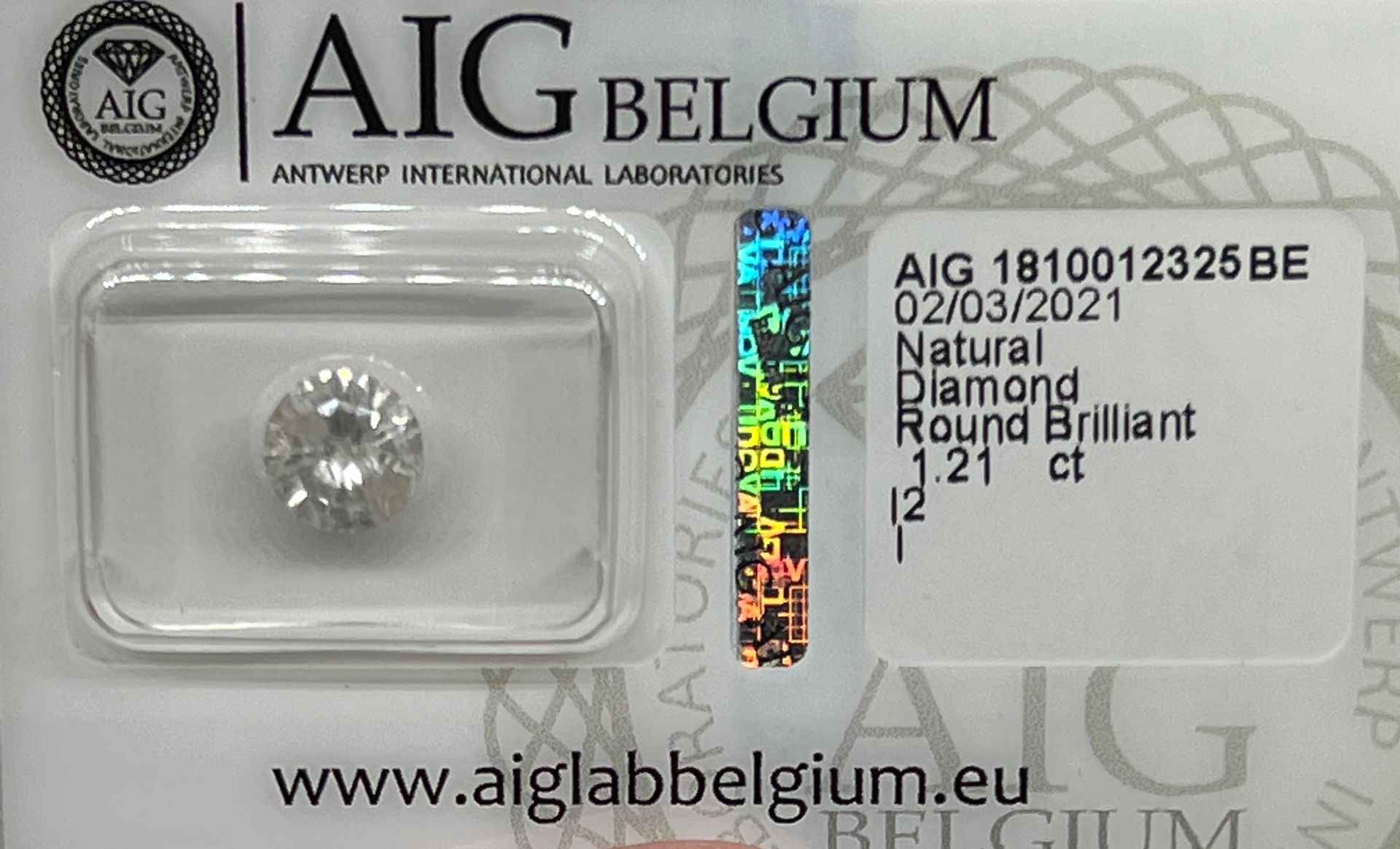 Diamant 1.21克拉的白钻，有AIG担保证书