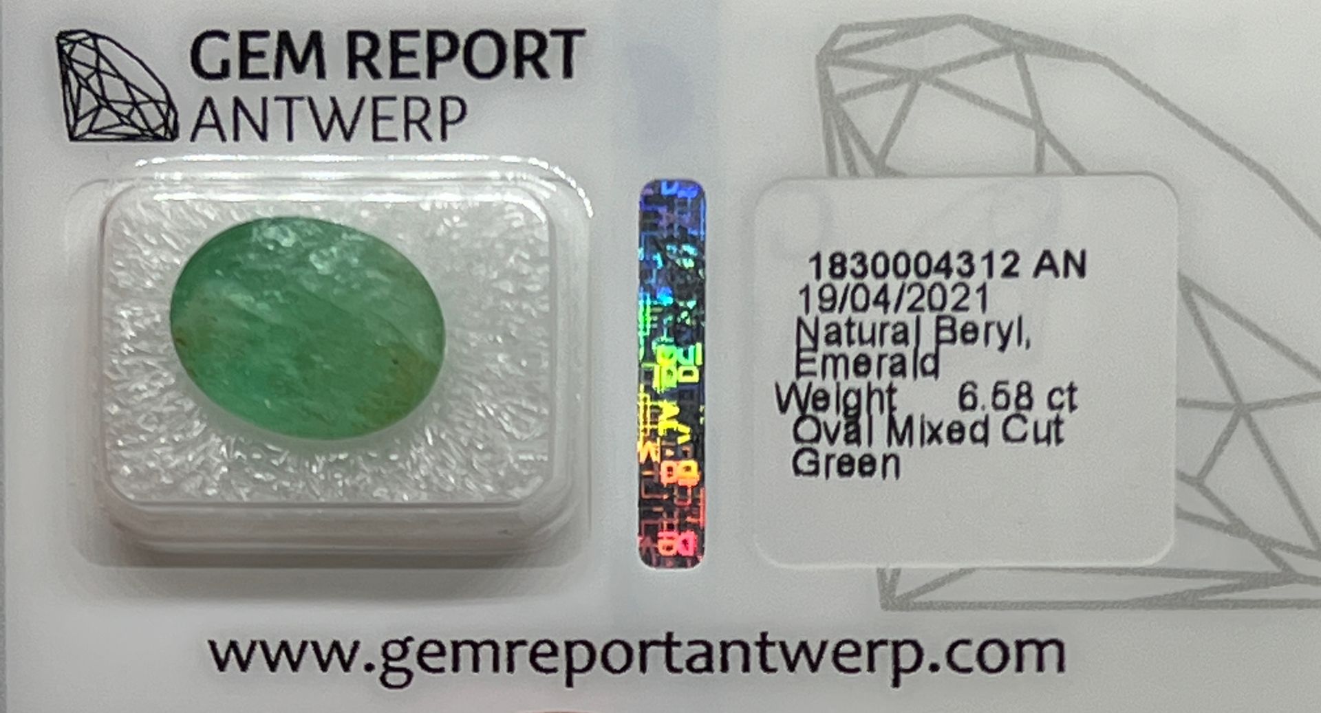 EMERAUDE EMERAUDE of 6.58 carats, certificate of guarantee GEM REPORT laboratory