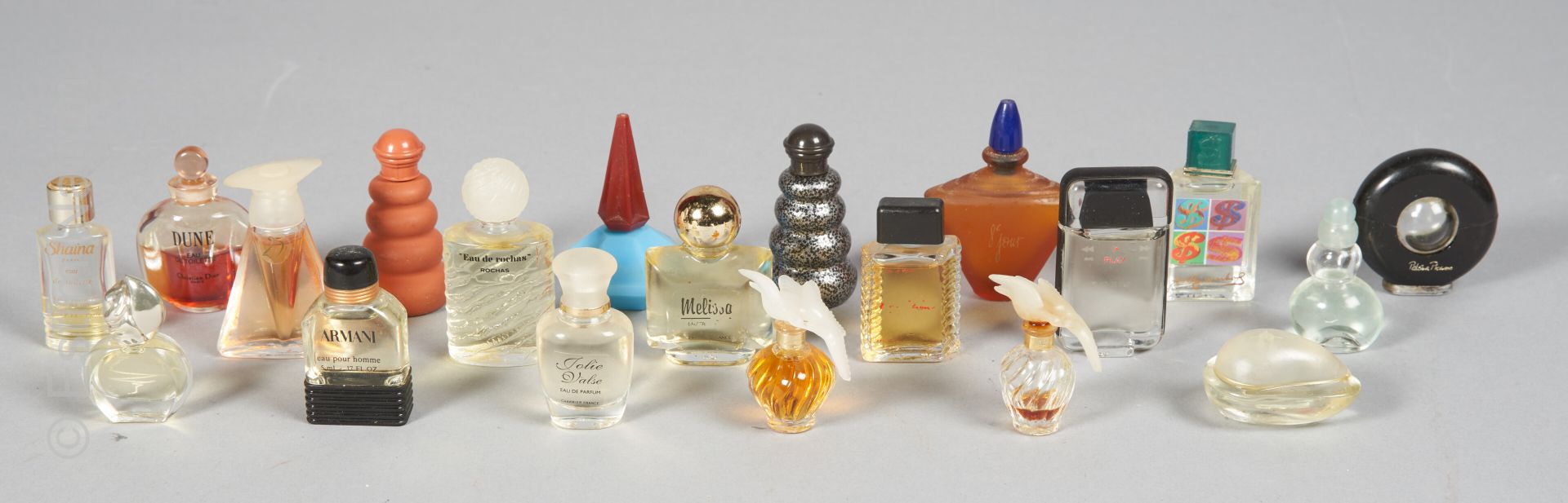 PARFUMS - LOT DE MINIATURES Important lot of about twenty miniatures including D&hellip;