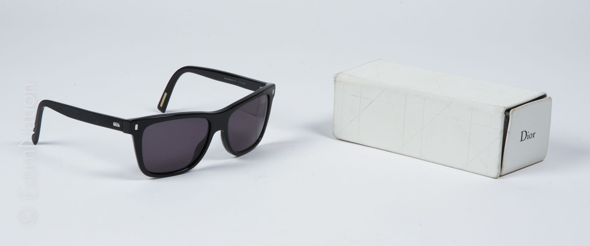 DIOR HOMME Pair of black bakelite sunglasses, composite temples (in their origin&hellip;