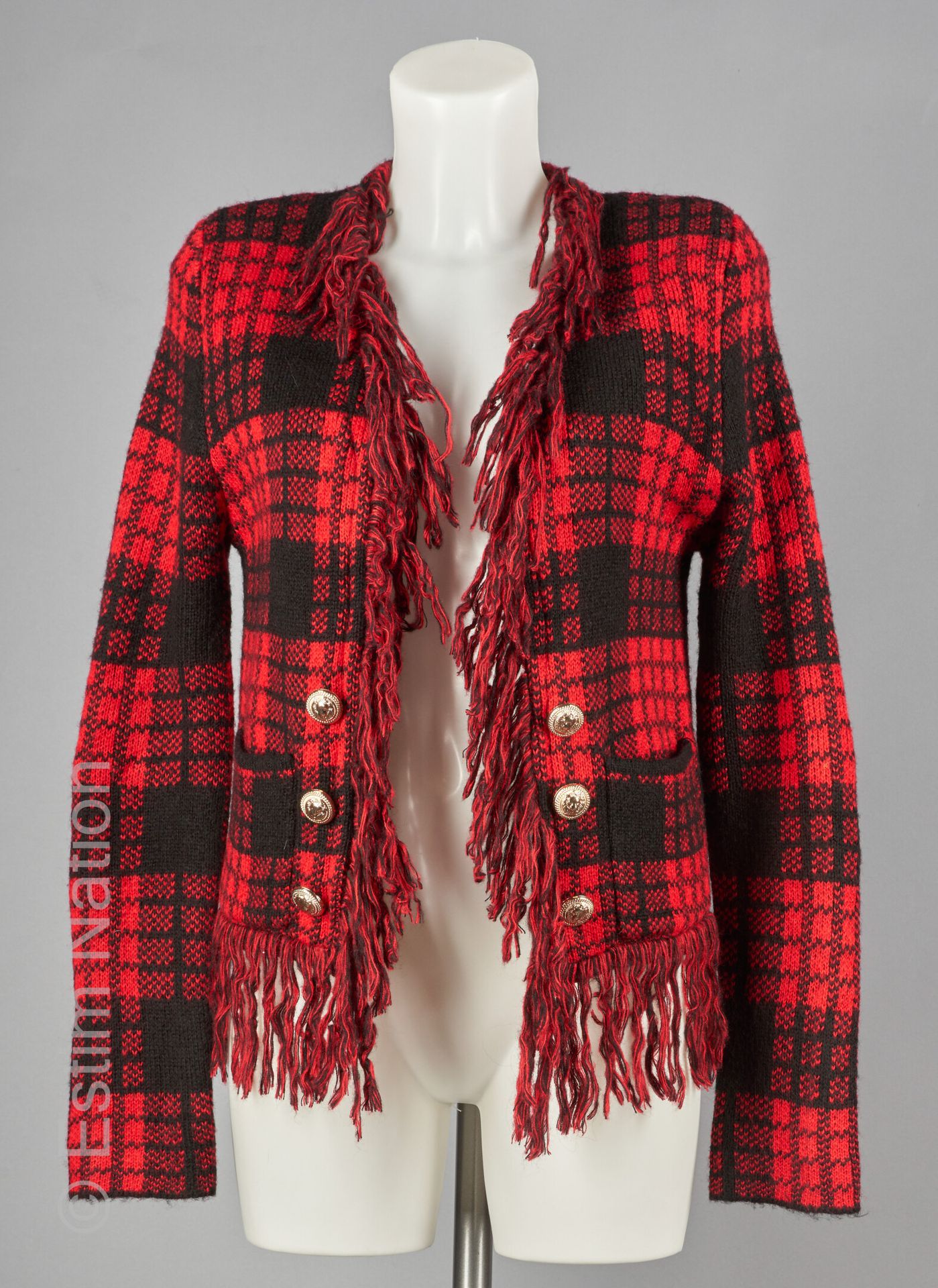 ALEXANDRA NEEL VESTE en tricot acrylique rouge et noir à finitions frangées, fau&hellip;