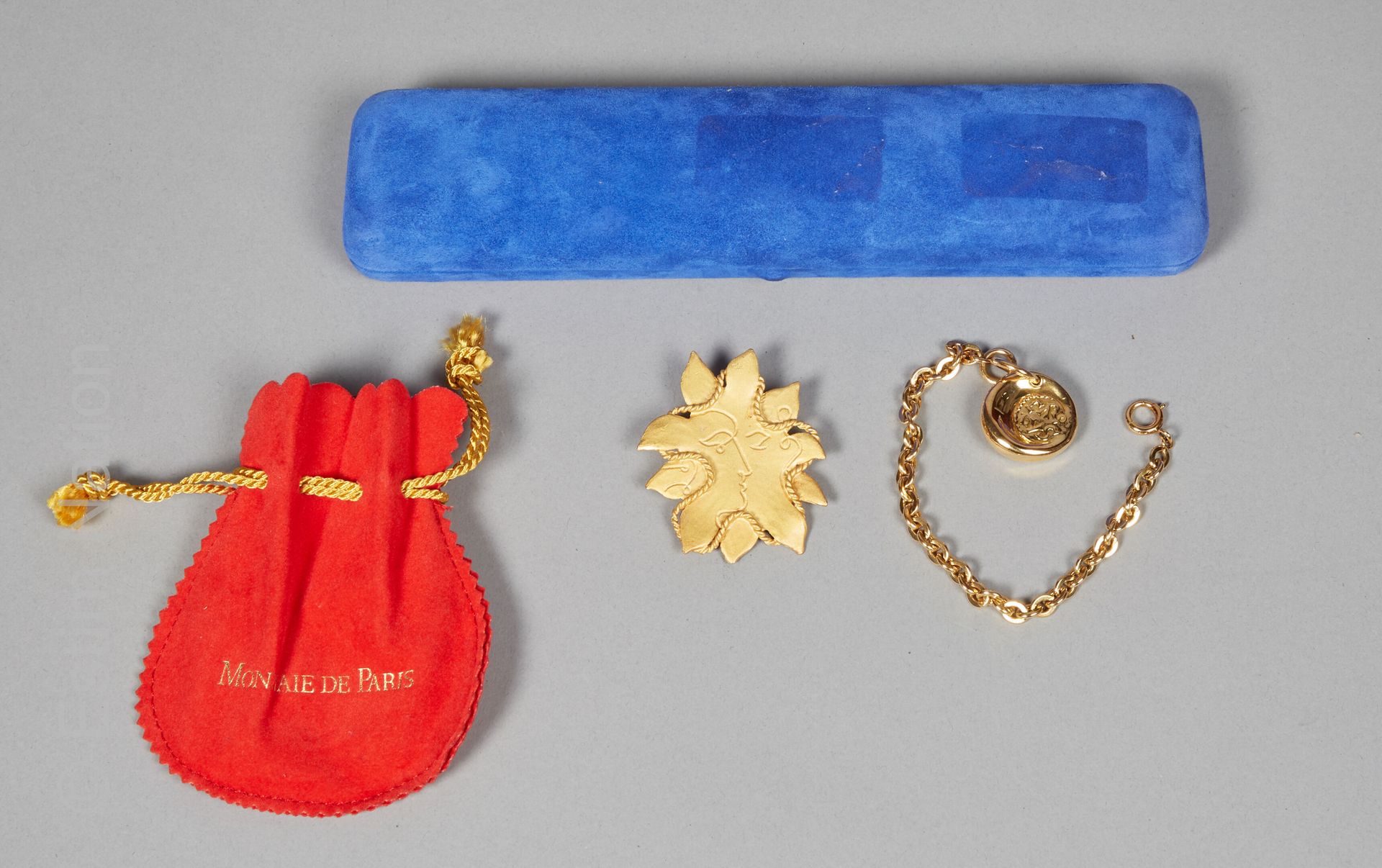 Monnaie de Paris MONNAIE DE PARIS



- Bracelet à mailles forçat en métal doré o&hellip;
