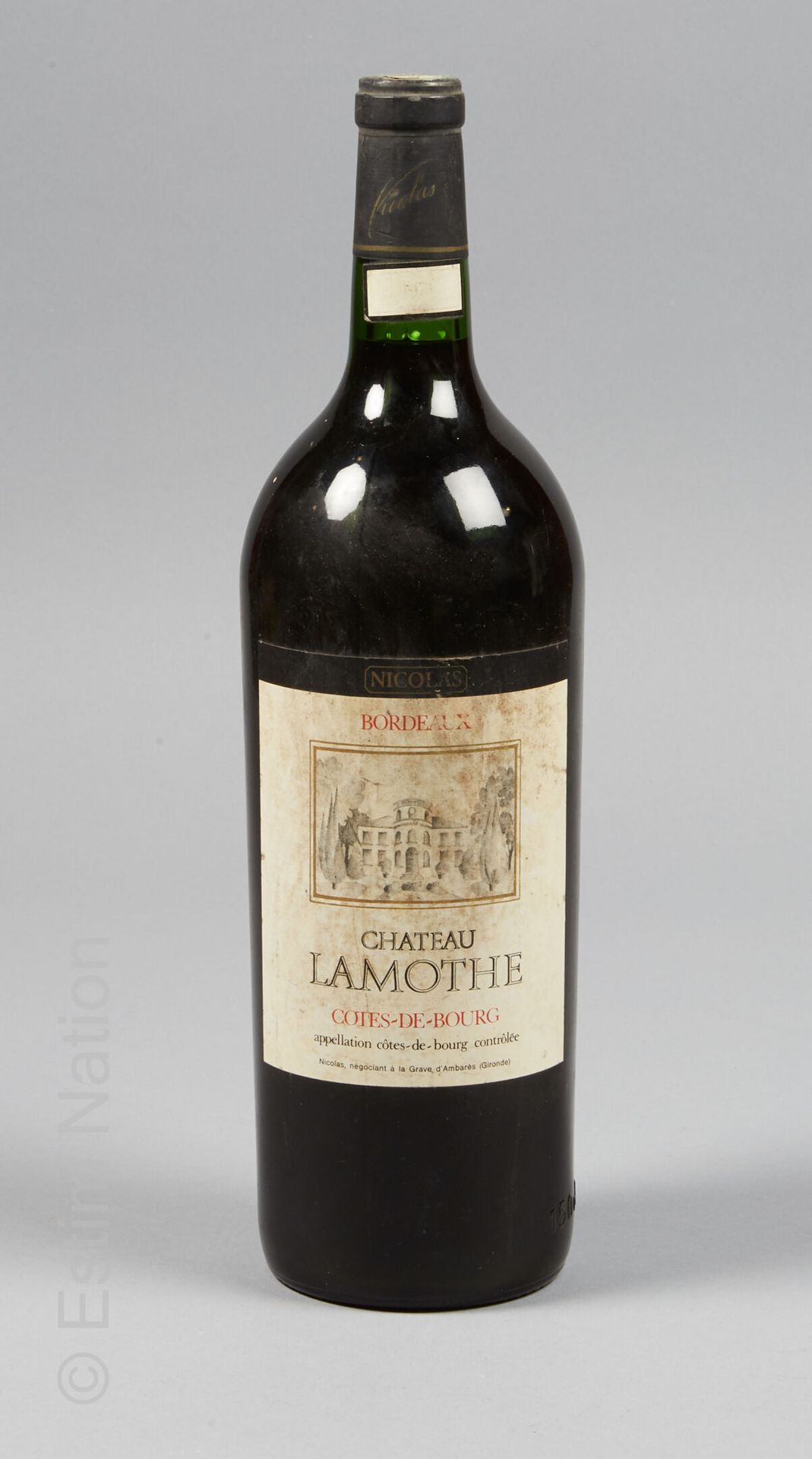 MAGNUM LAMOTHE 拉莫特酒庄，1971年

称呼Côtes-de-Bourg contrôlée

(标签上的污渍)